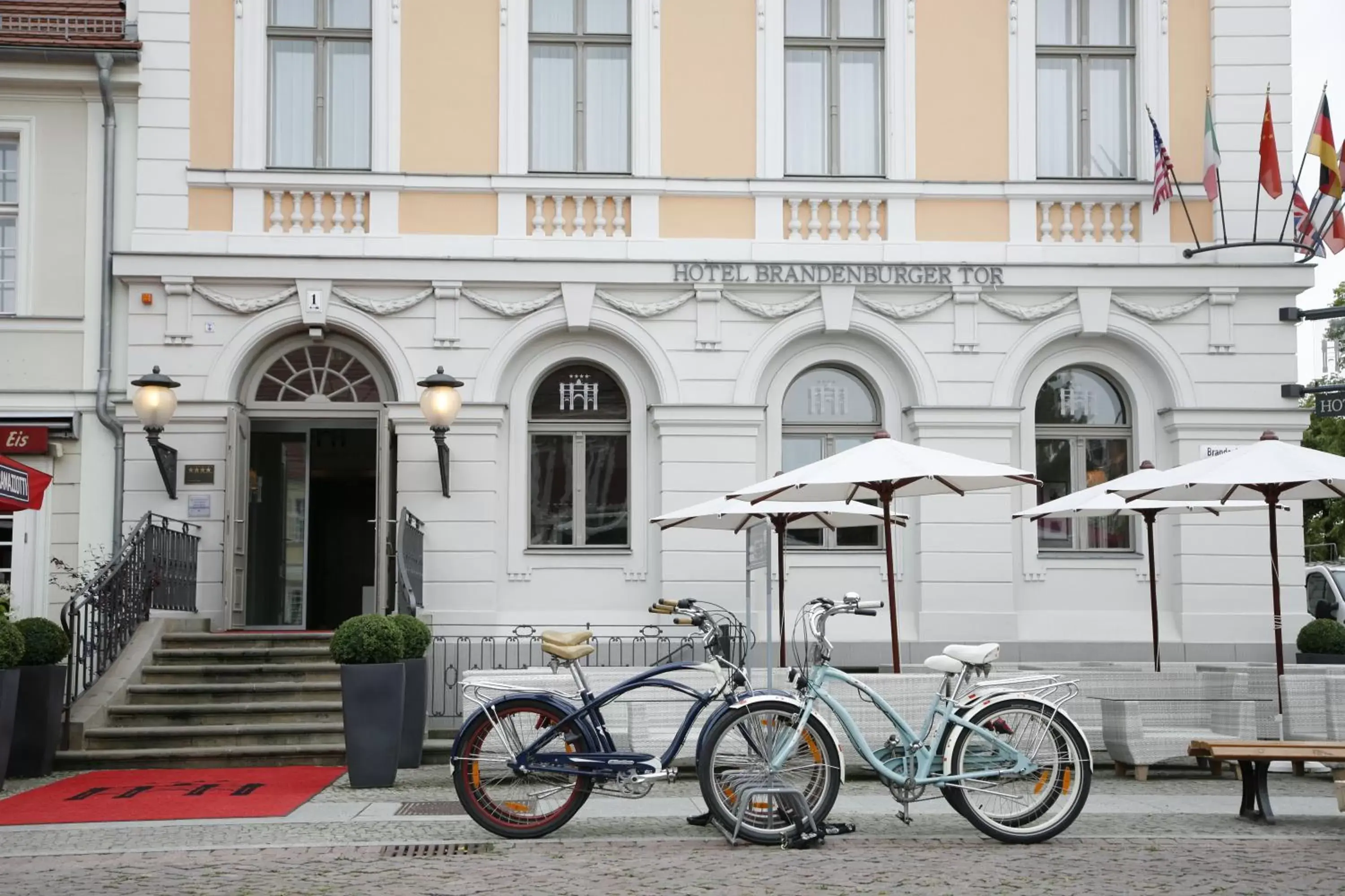 Facade/entrance in Hotel Brandenburger Tor Potsdam