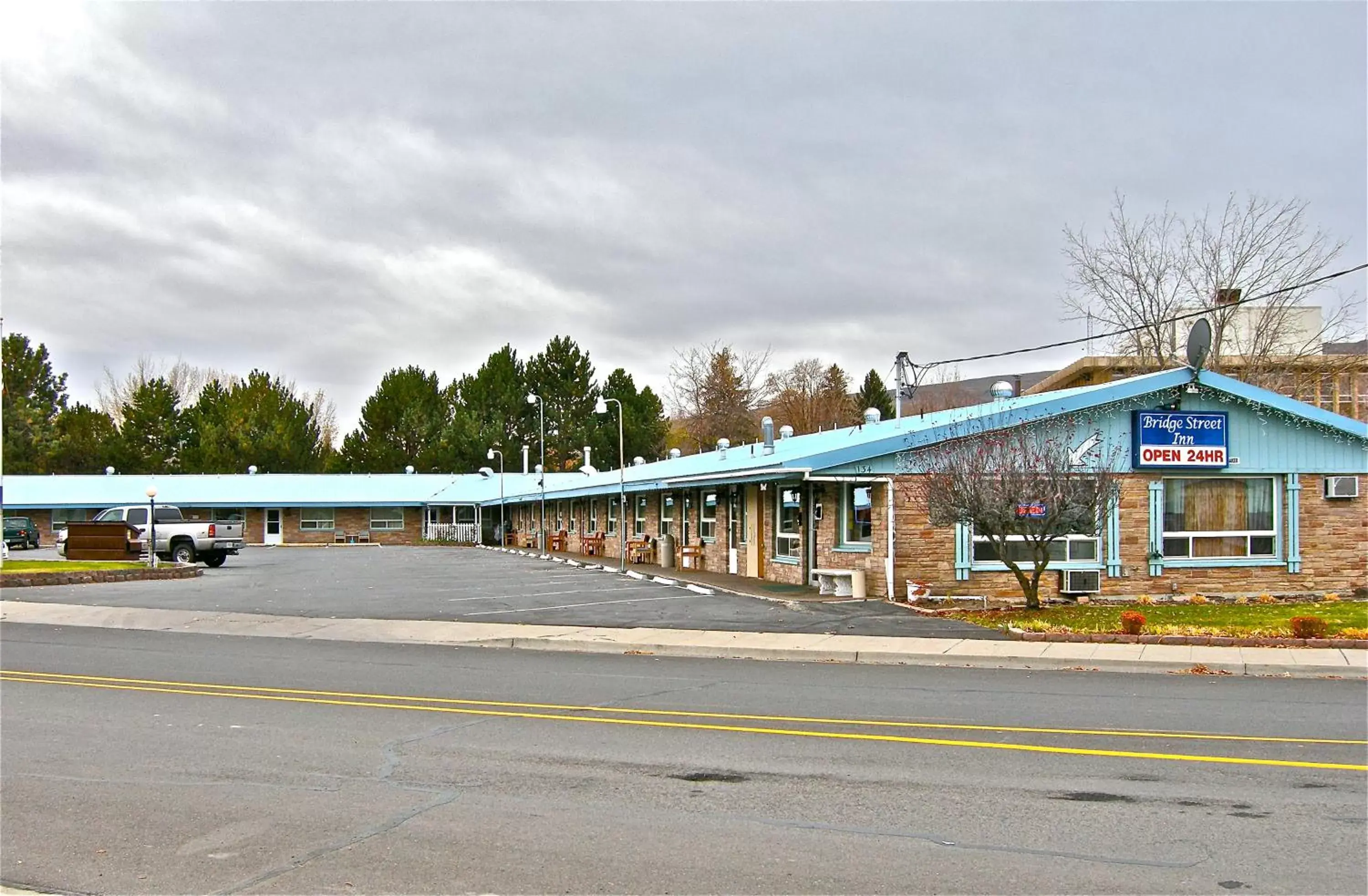 Street view, Property Building in Bridge Street Inn