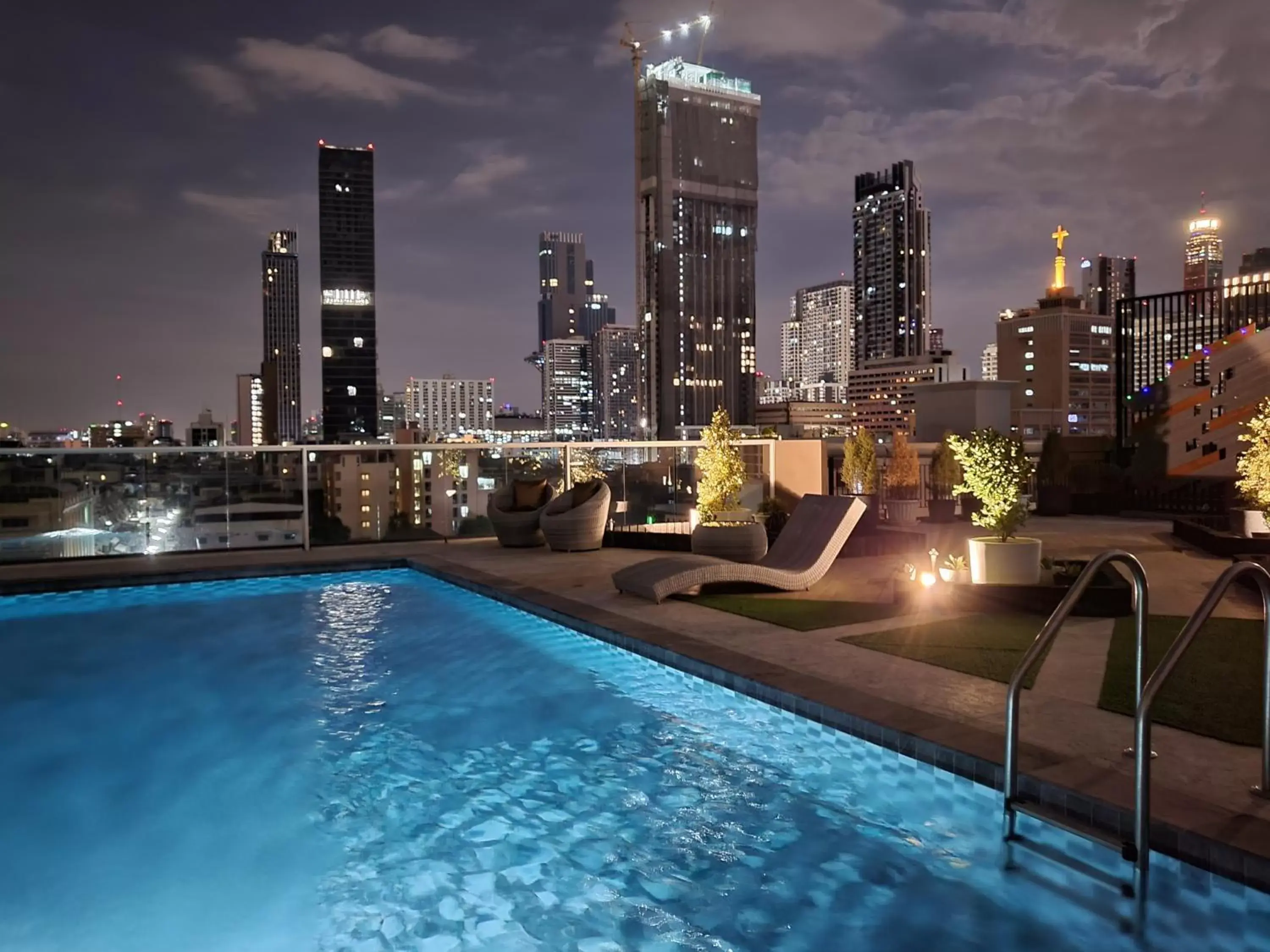 Swimming pool in S3 Siam Bangkok Hotel Swimming pool in S3 Siam Bangkok Hotel