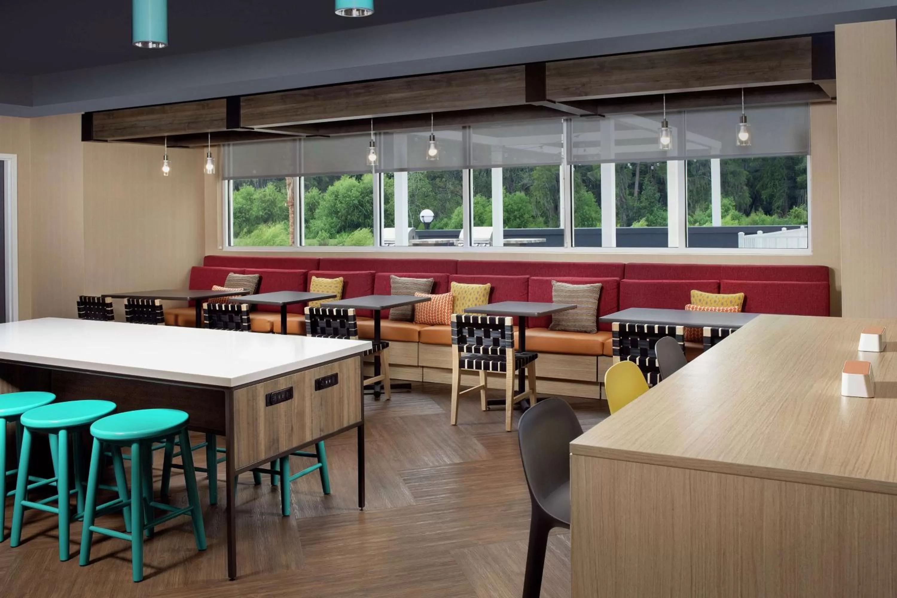 Breakfast in Tru By Hilton Lake City