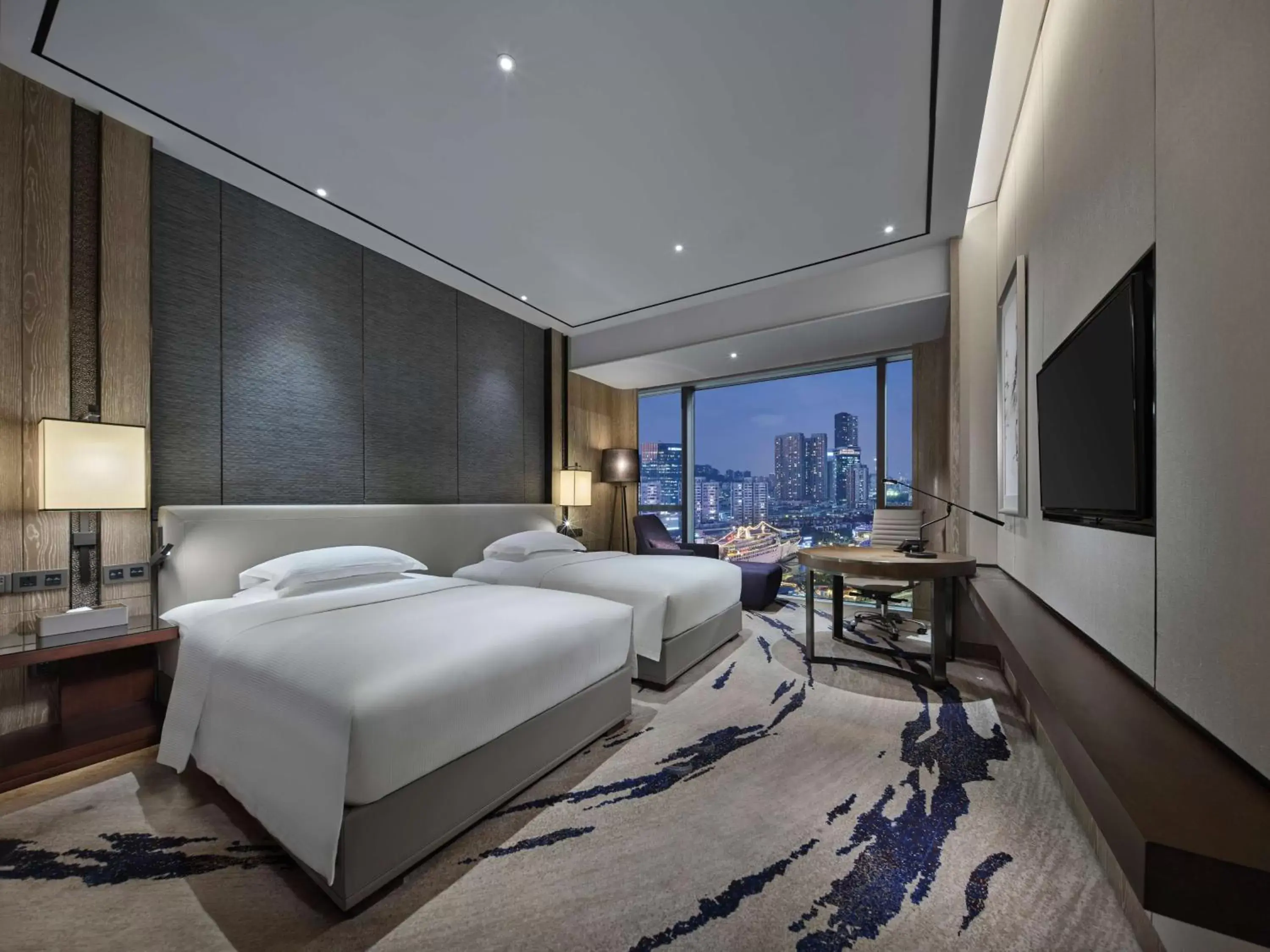 Bed in Hilton Shenzhen Shekou Nanhai