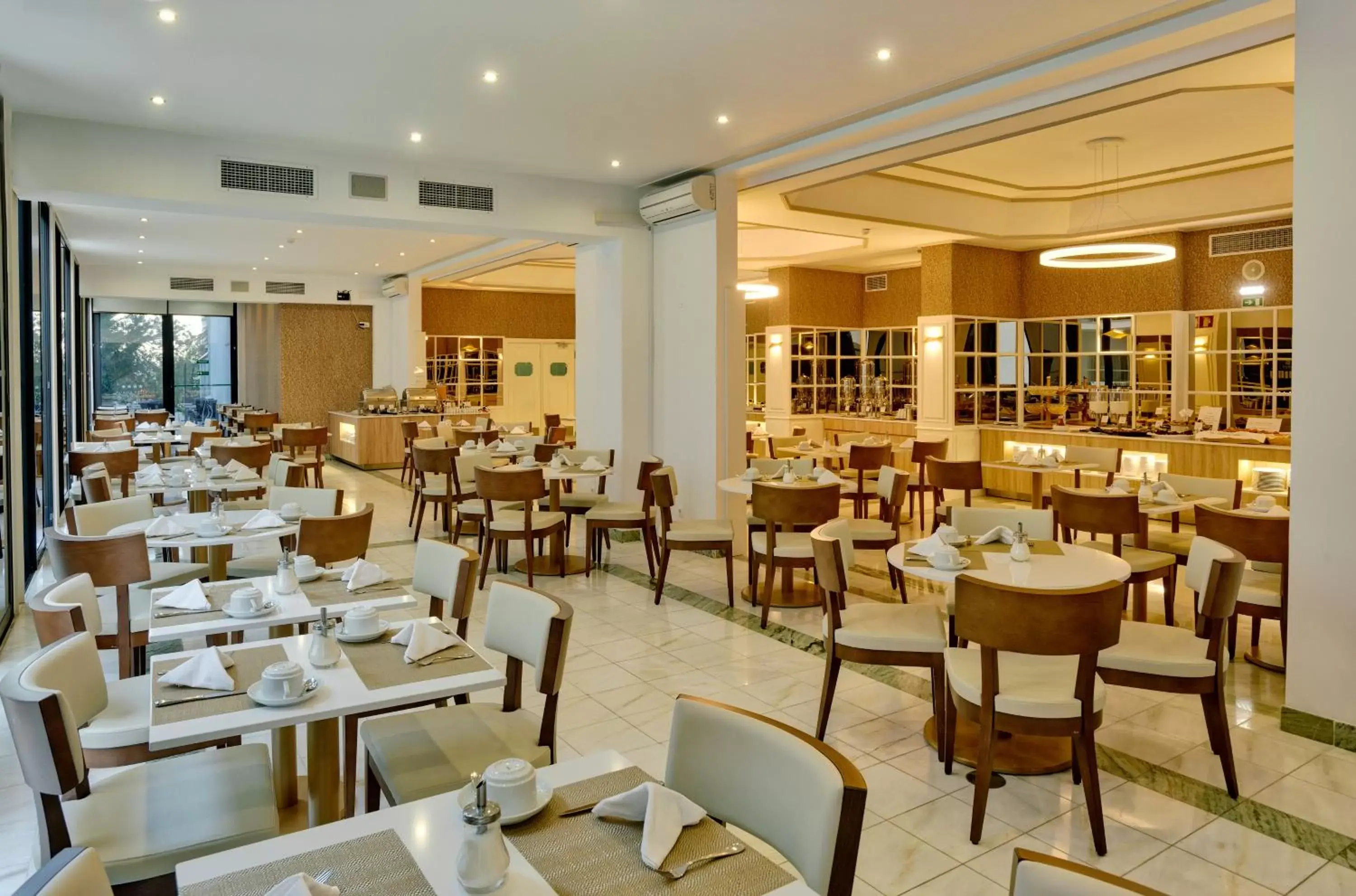 Continental breakfast, Restaurant/Places to Eat in Alisios