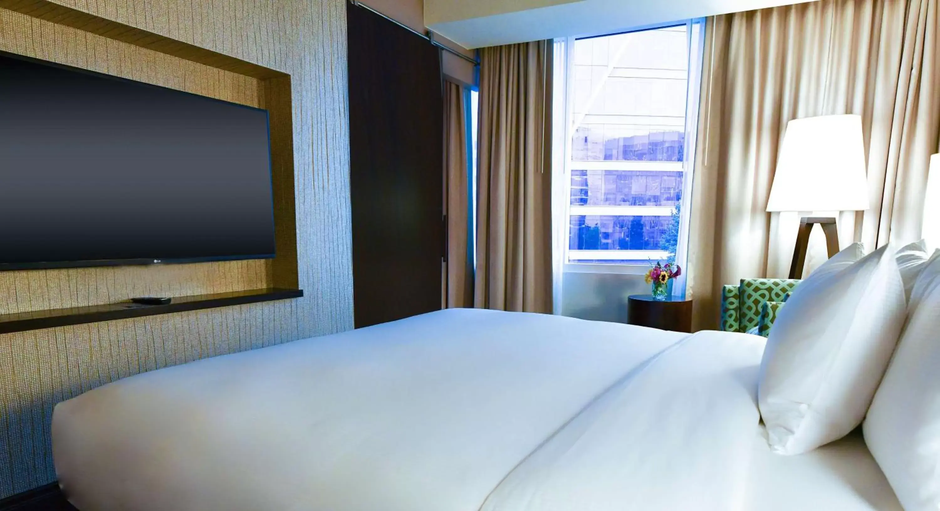 Bedroom, Bed in Hilton Dallas/Plano Granite Park