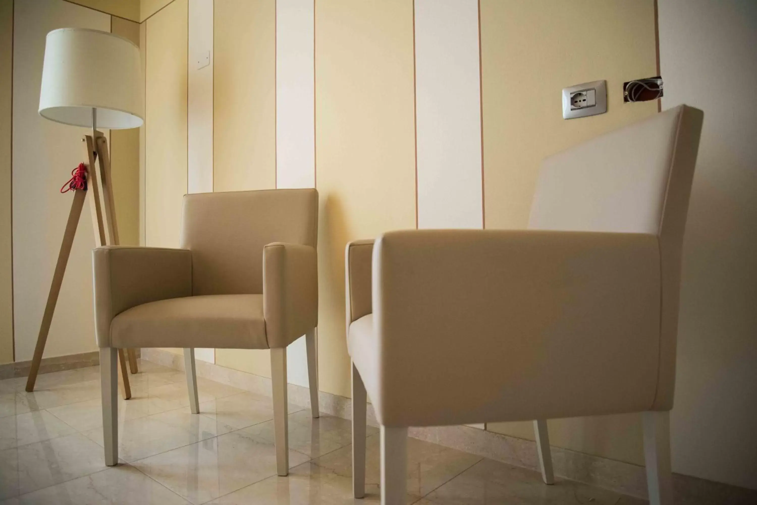 Bedroom, Seating Area in Hotel Villa Maranello