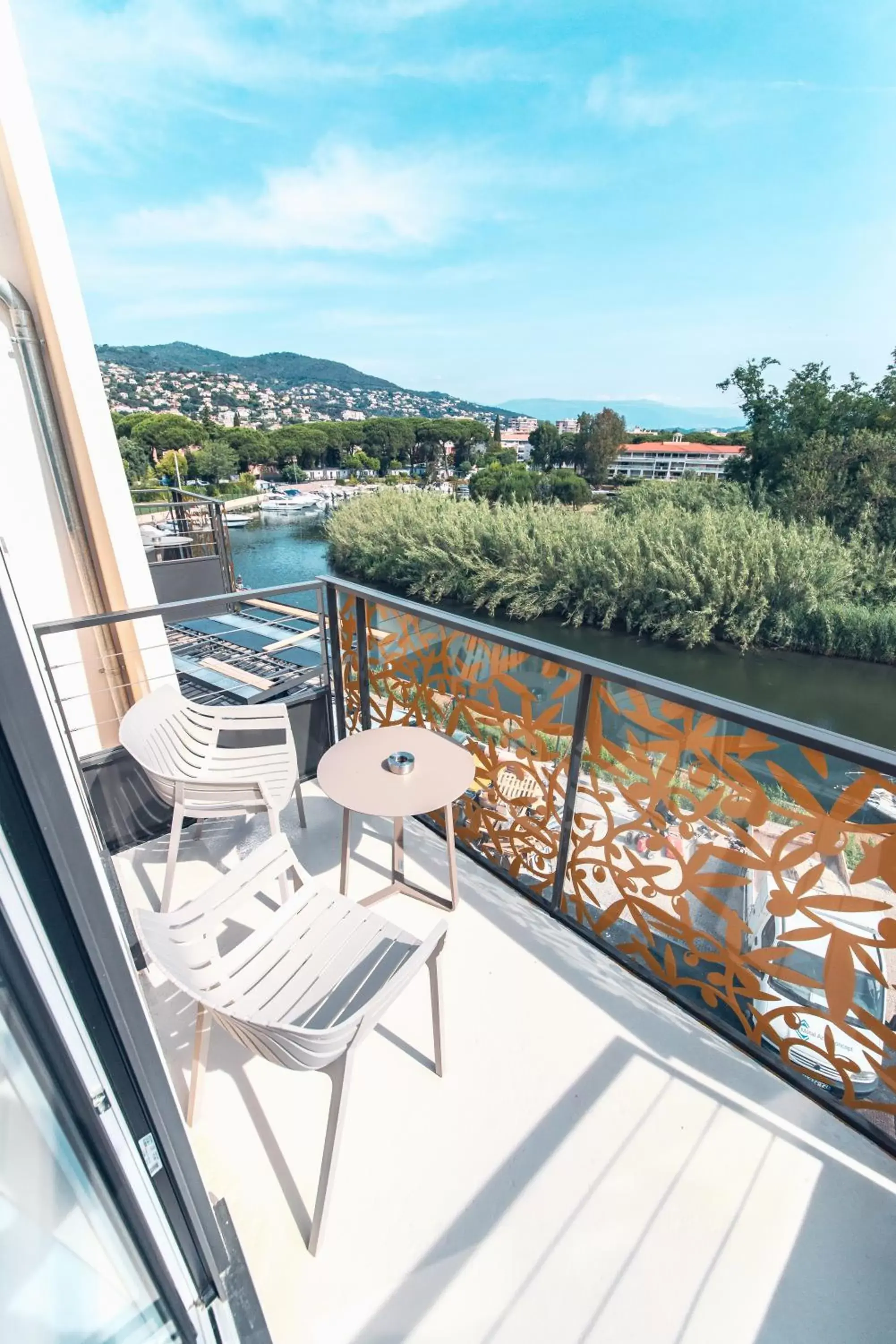 Balcony/Terrace in Ilot du Golf BW Premier Collection