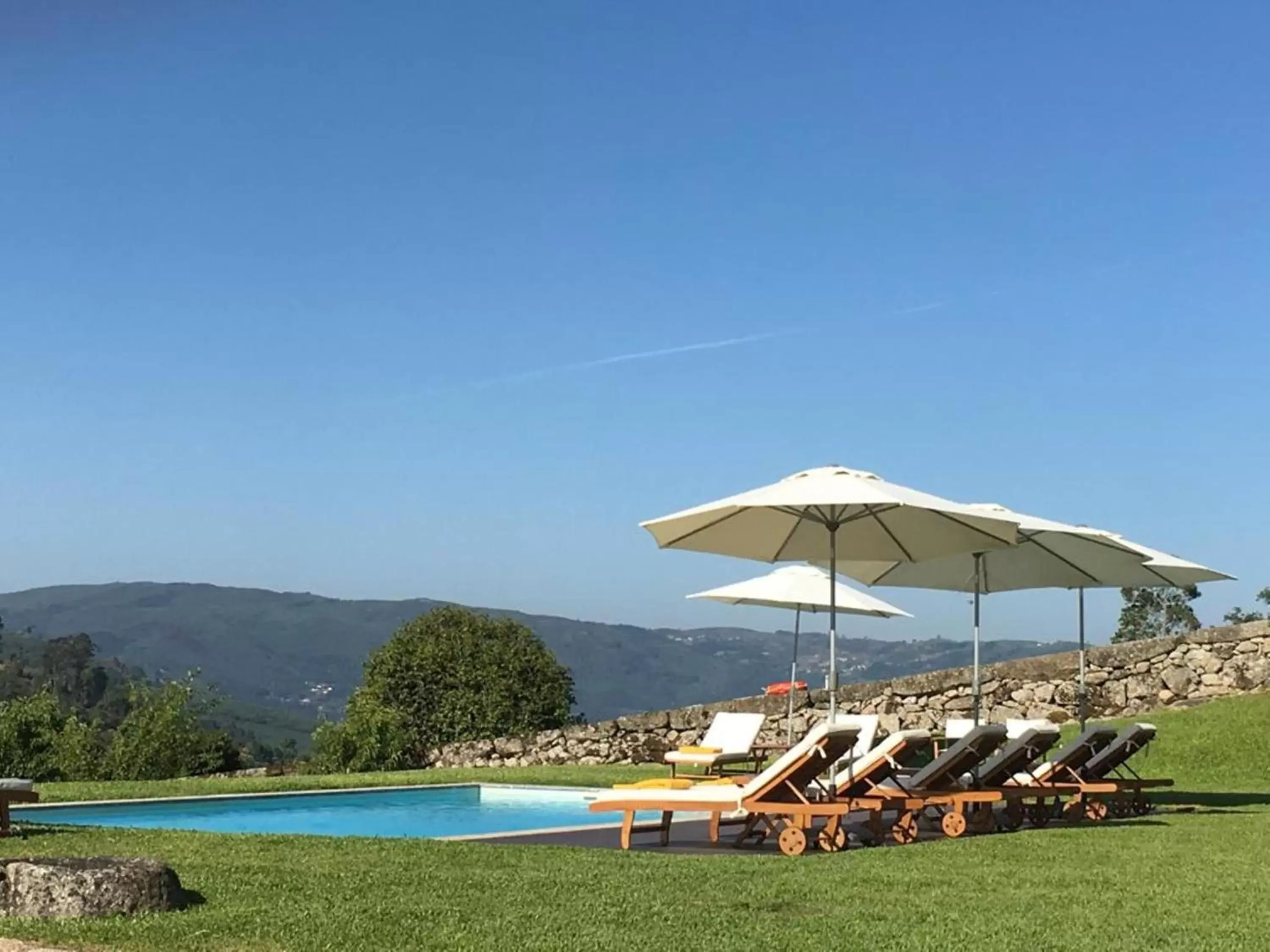 Property building in Casa da Portela de Sampriz Property building in Casa da Portela de Sampriz