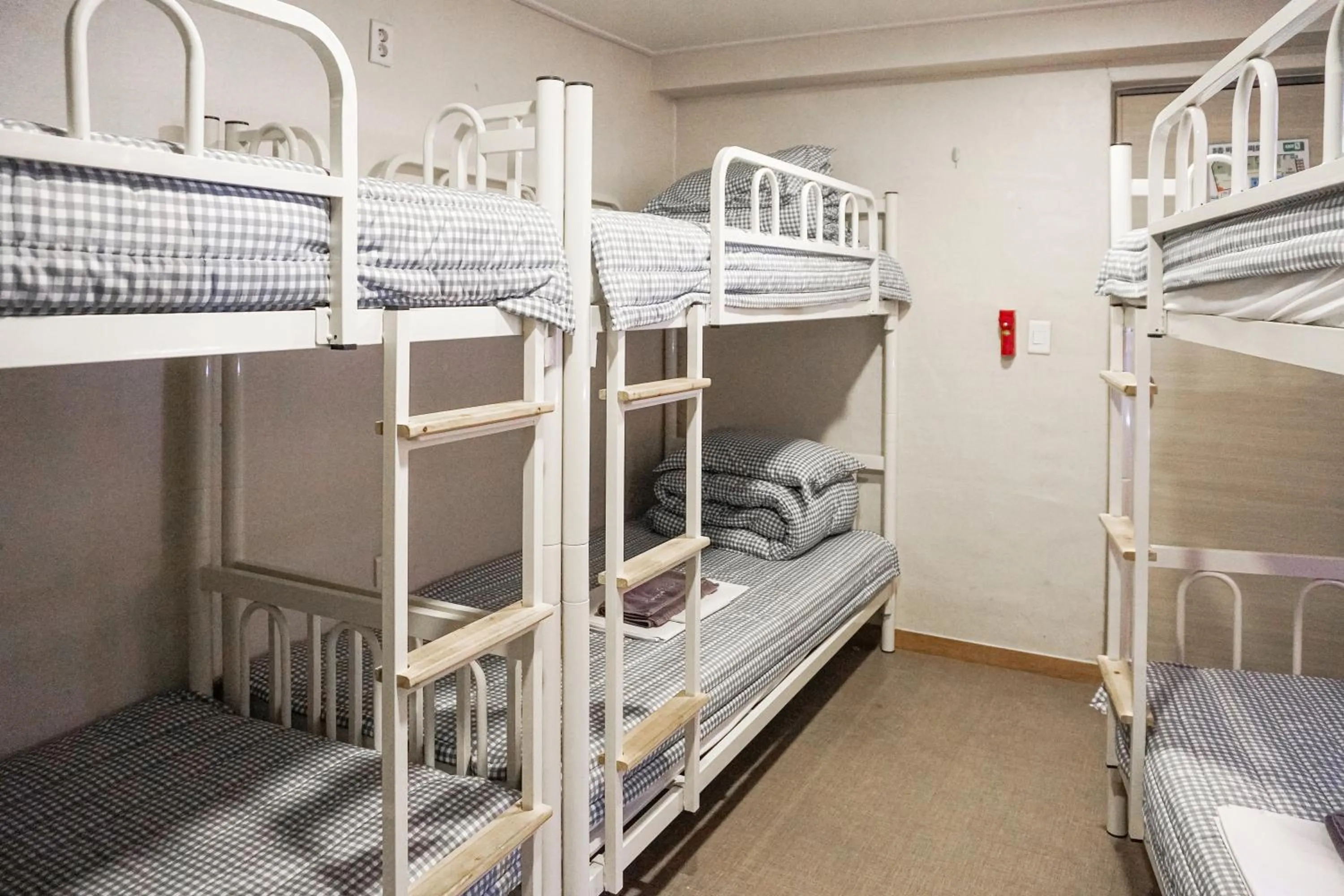 Bed in Dongseongro ZERO guesthouse