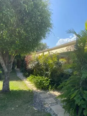 Garden in Tallow Beach Motel