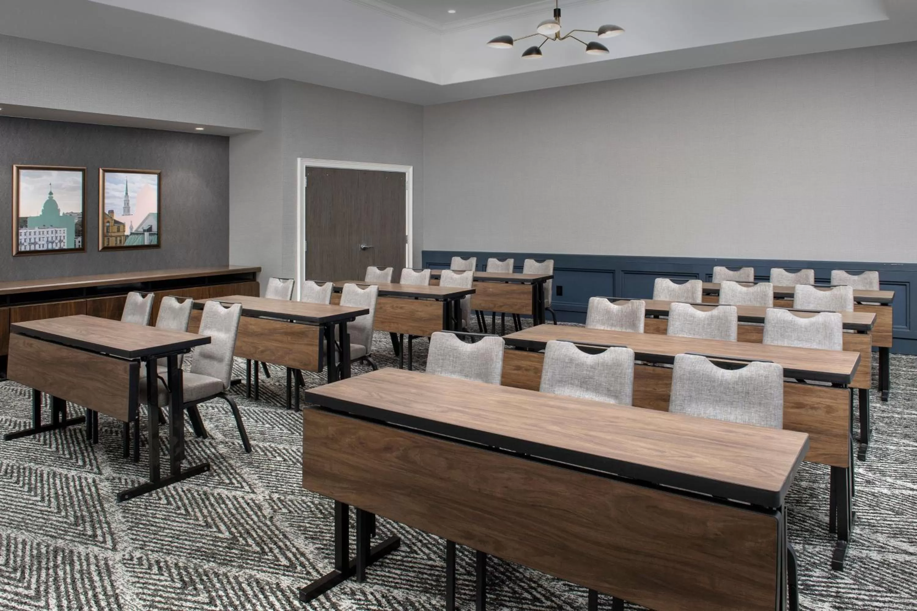 Meeting/conference room in Courtyard by Marriott Savannah Downtown - Historic District