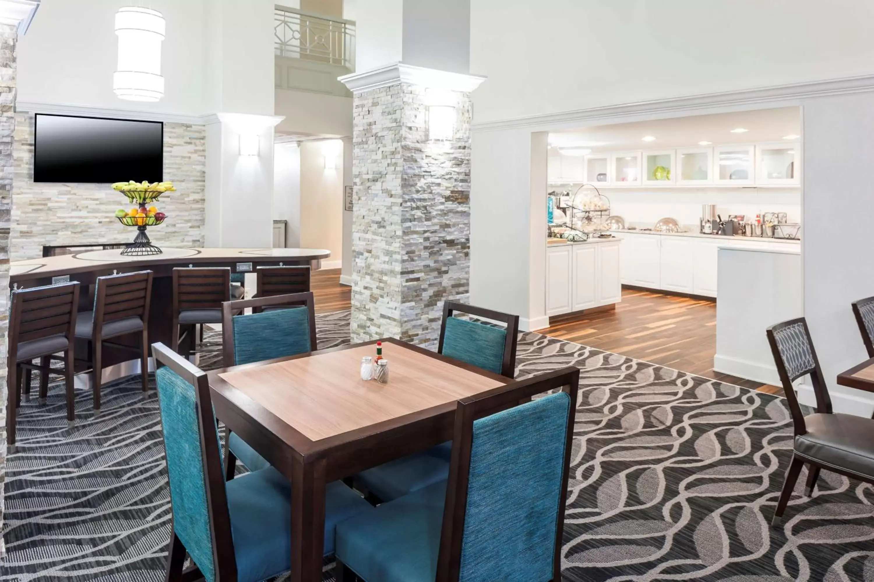 Breakfast, Restaurant/Places to Eat in Homewood Suites by Hilton Chattanooga - Hamilton Place