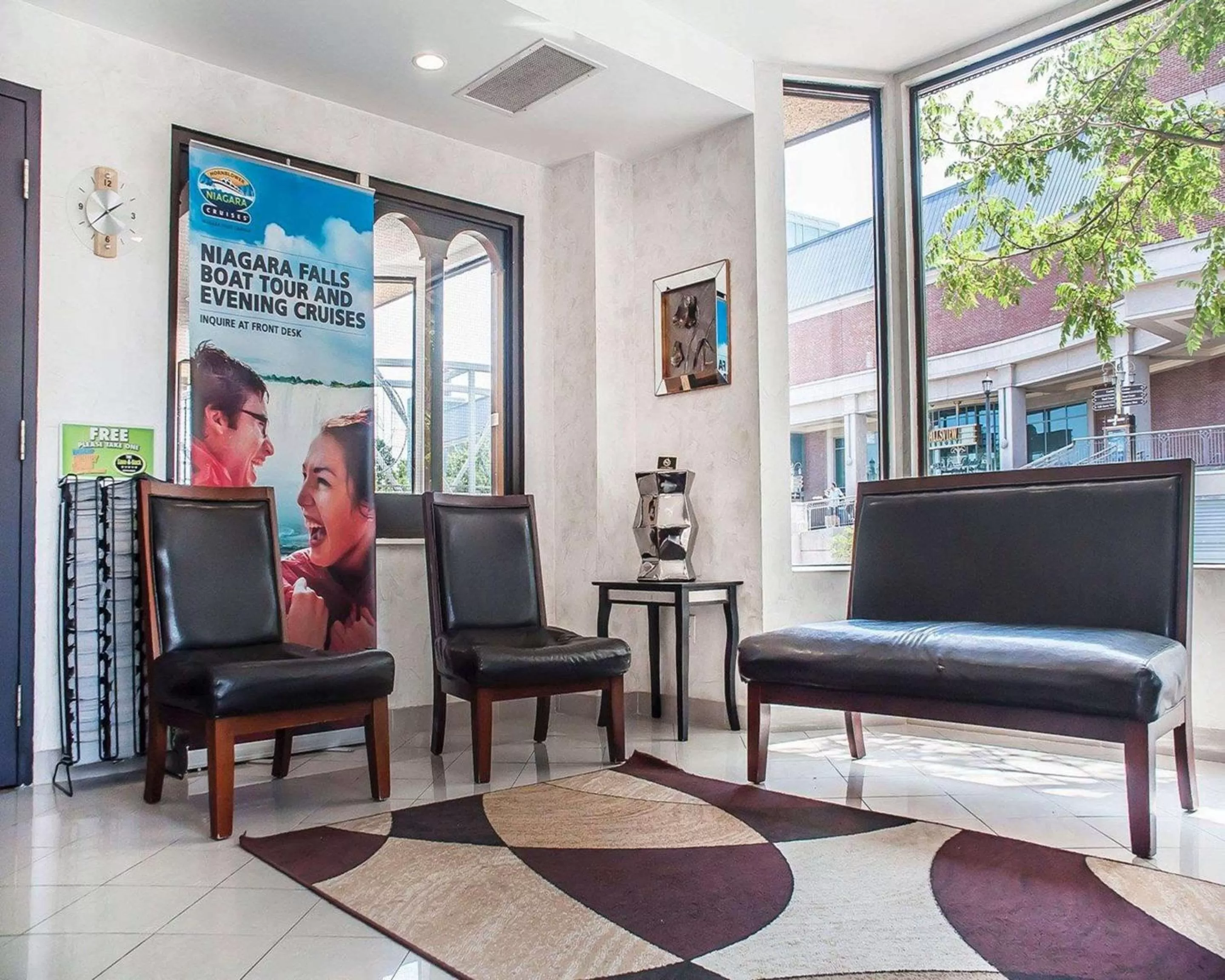 Lobby or reception in Quality Hotel Fallsview Cascade