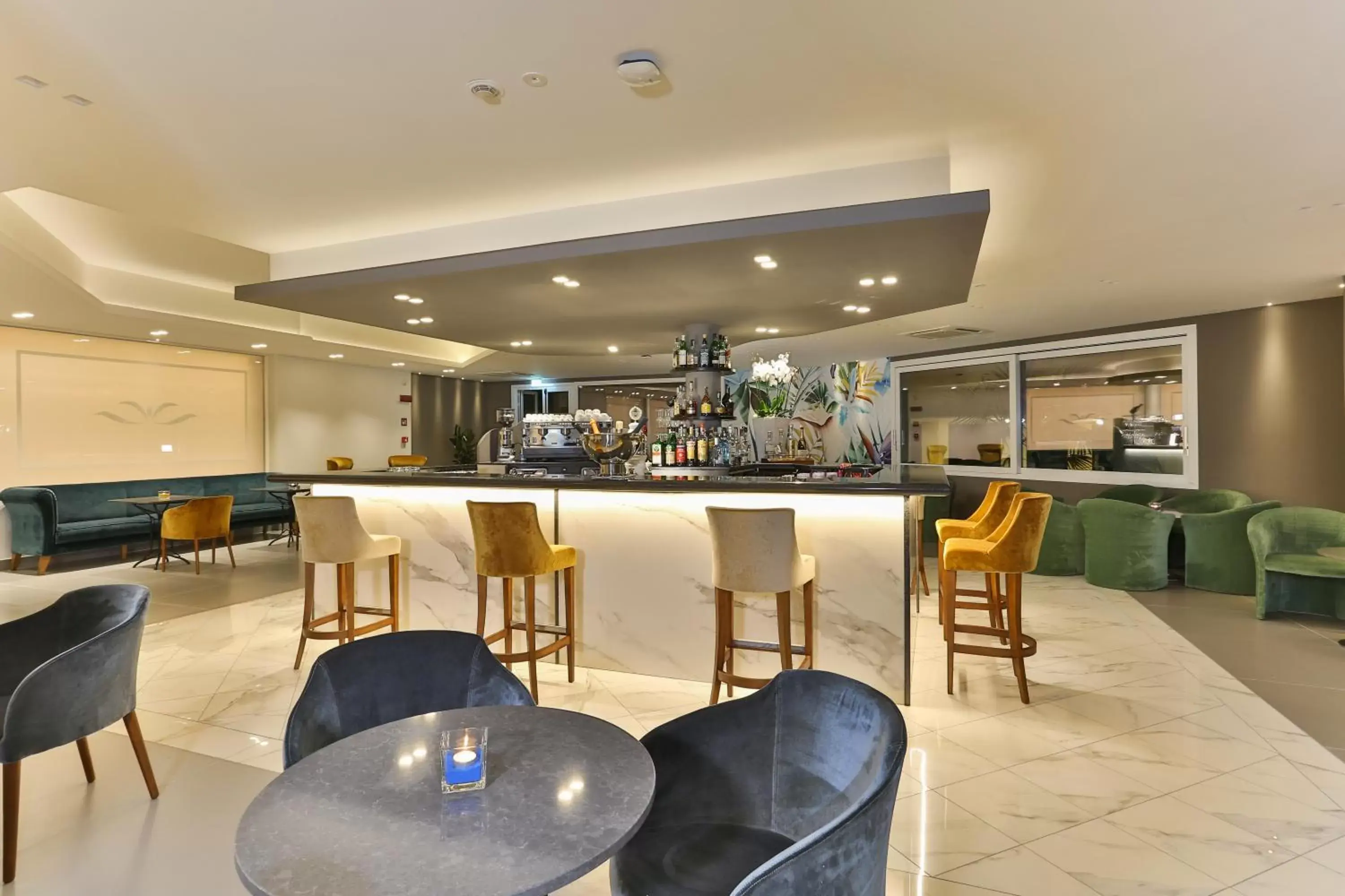 Lounge or bar, Restaurant/Places to Eat in Hotel Savoia Thermae & SPA