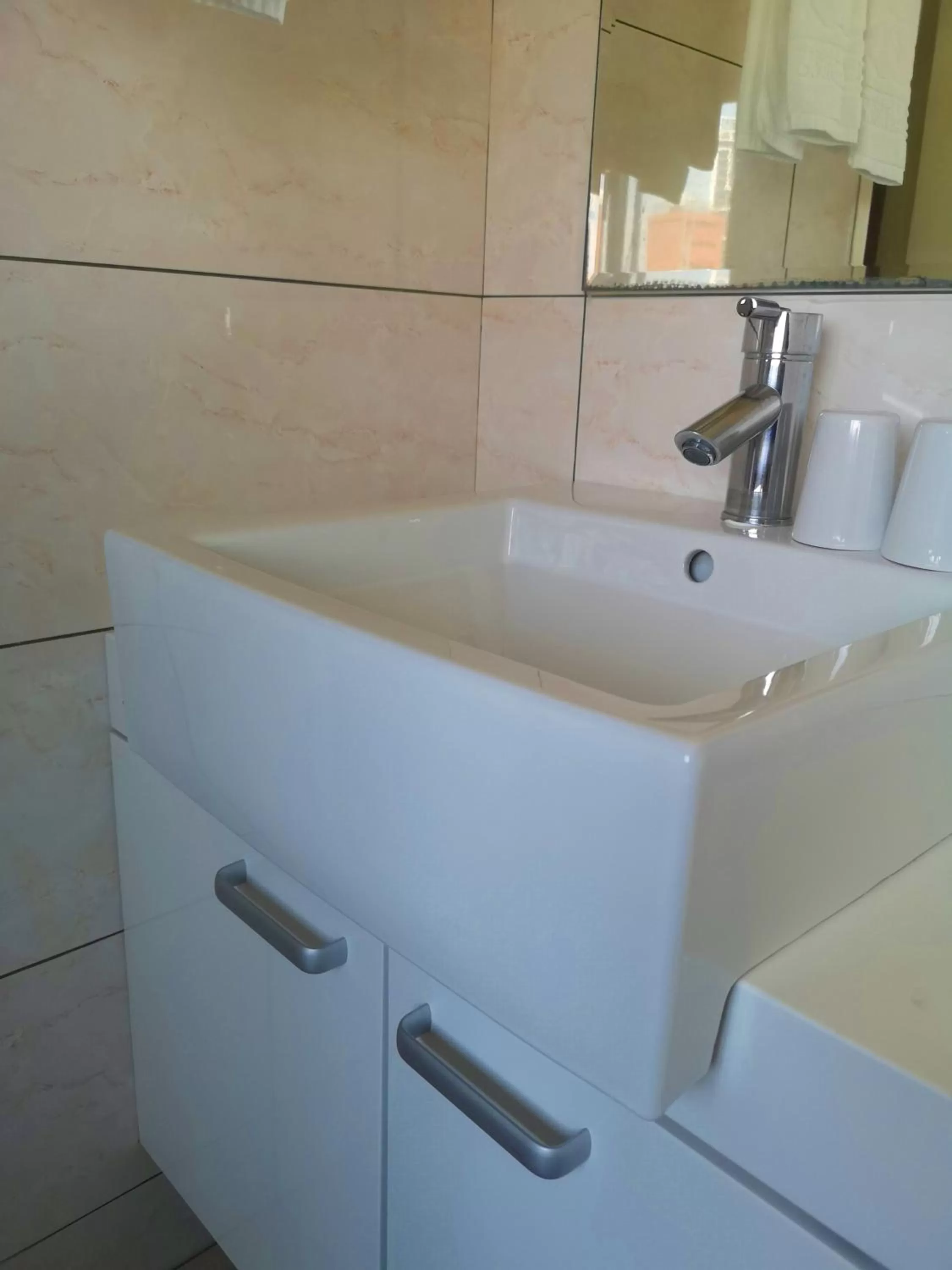 Bathroom in Chengdian Hotel