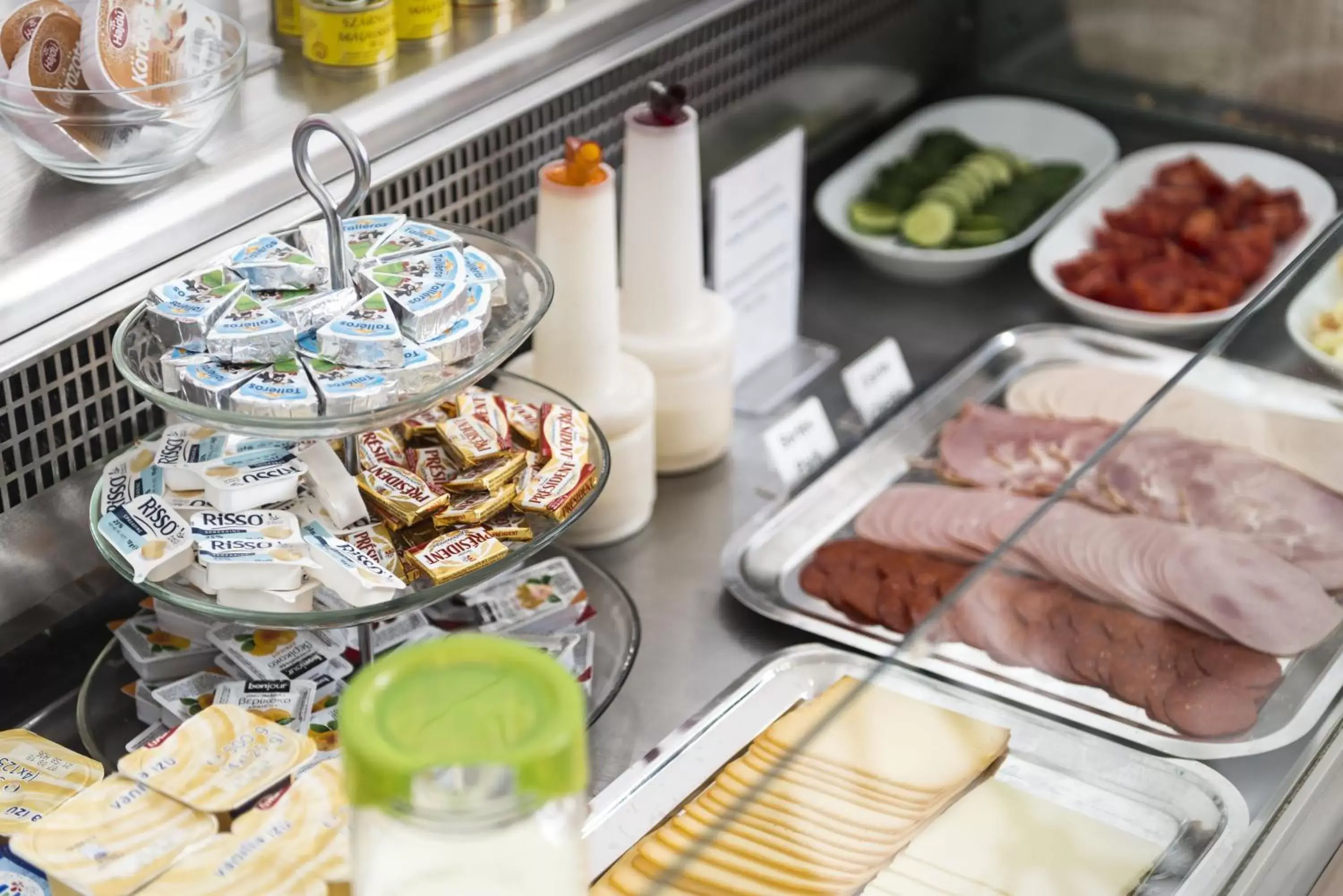 Buffet breakfast in Chesscom Hotel Buffet breakfast in Chesscom Hotel