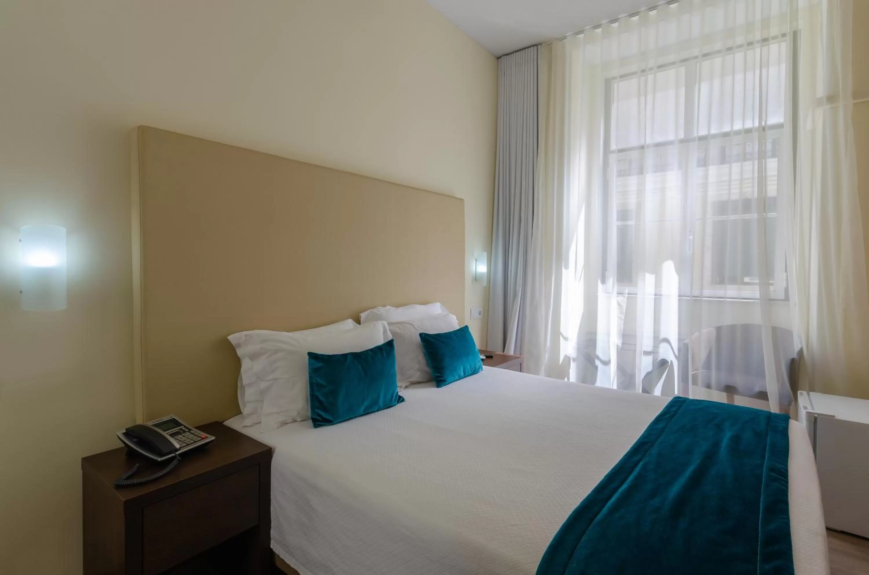 Bed in Hotel LX Rossio