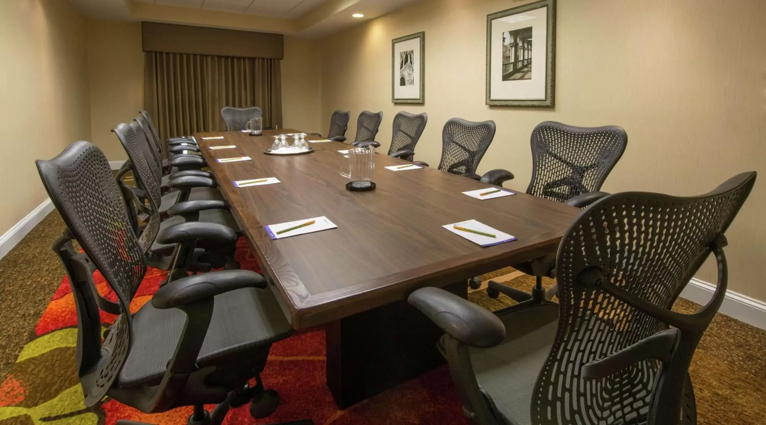 Meeting/conference room in Hilton Garden Inn Macon/Mercer University