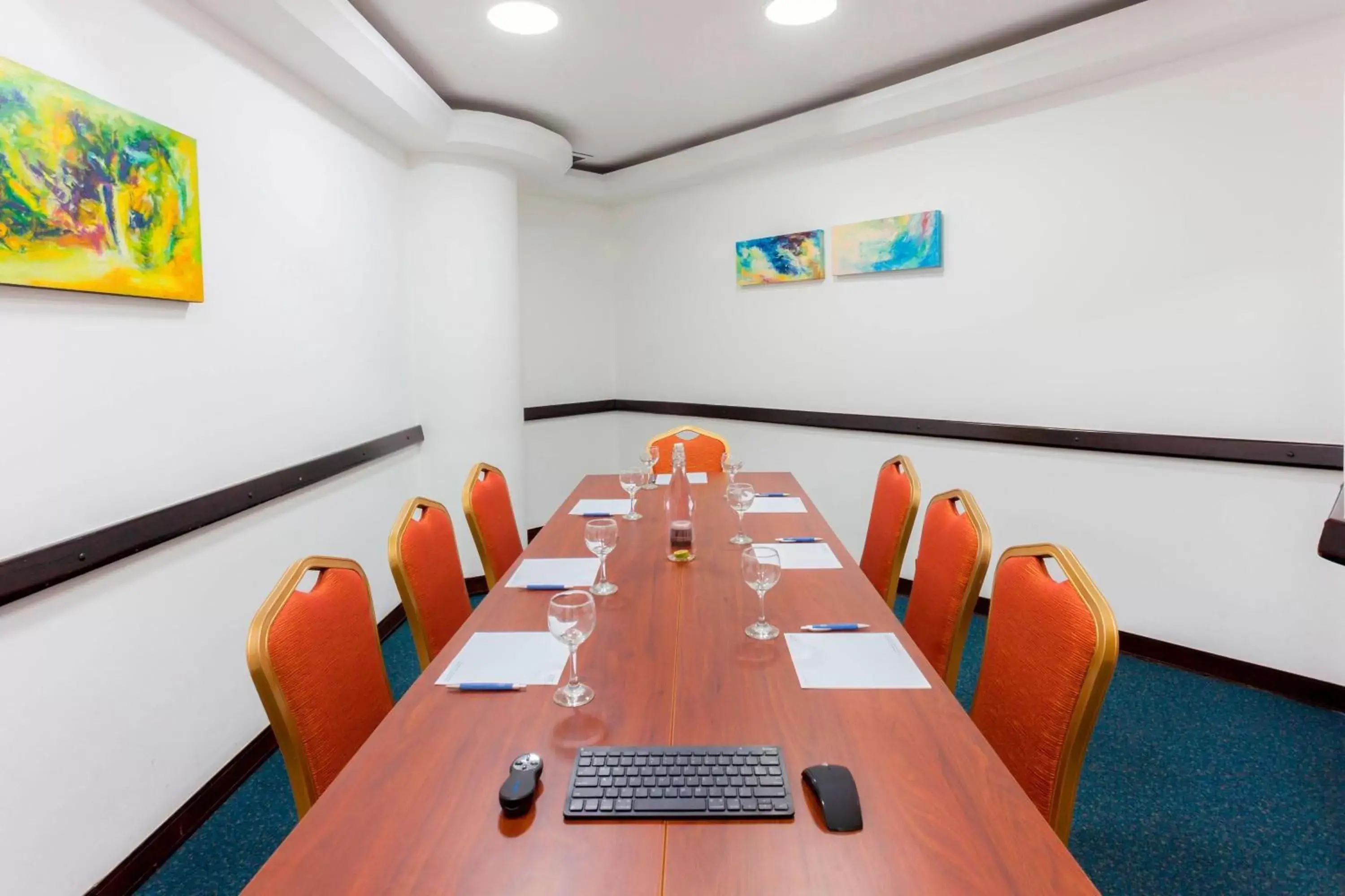 Meeting/conference room in Four Points by Sheraton Medellín