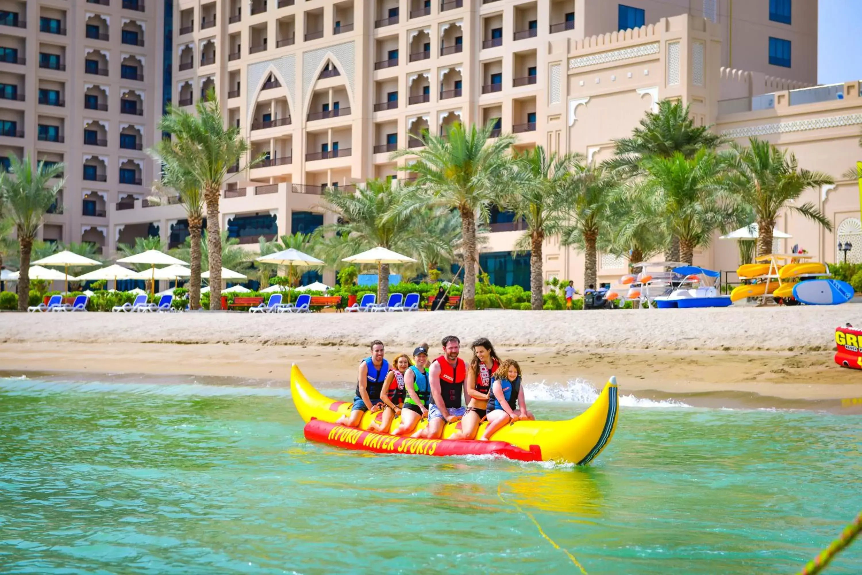 Sports, Canoeing in Al Bahar Hotel & Resort