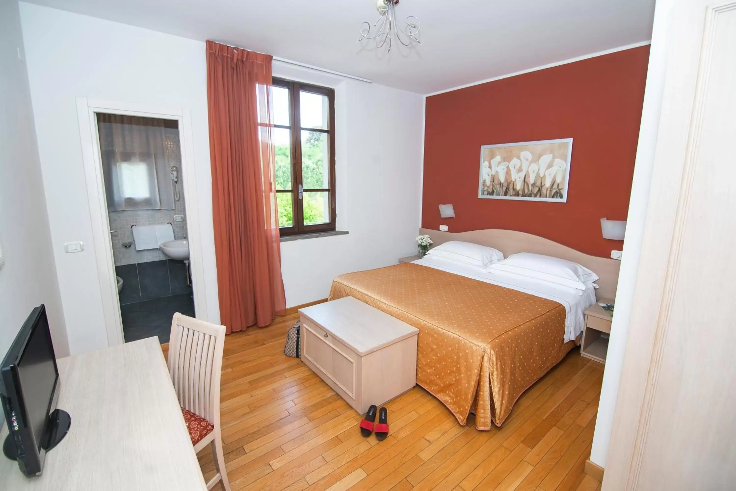 Bed in Hotel La Colonna Bed in Hotel La Colonna