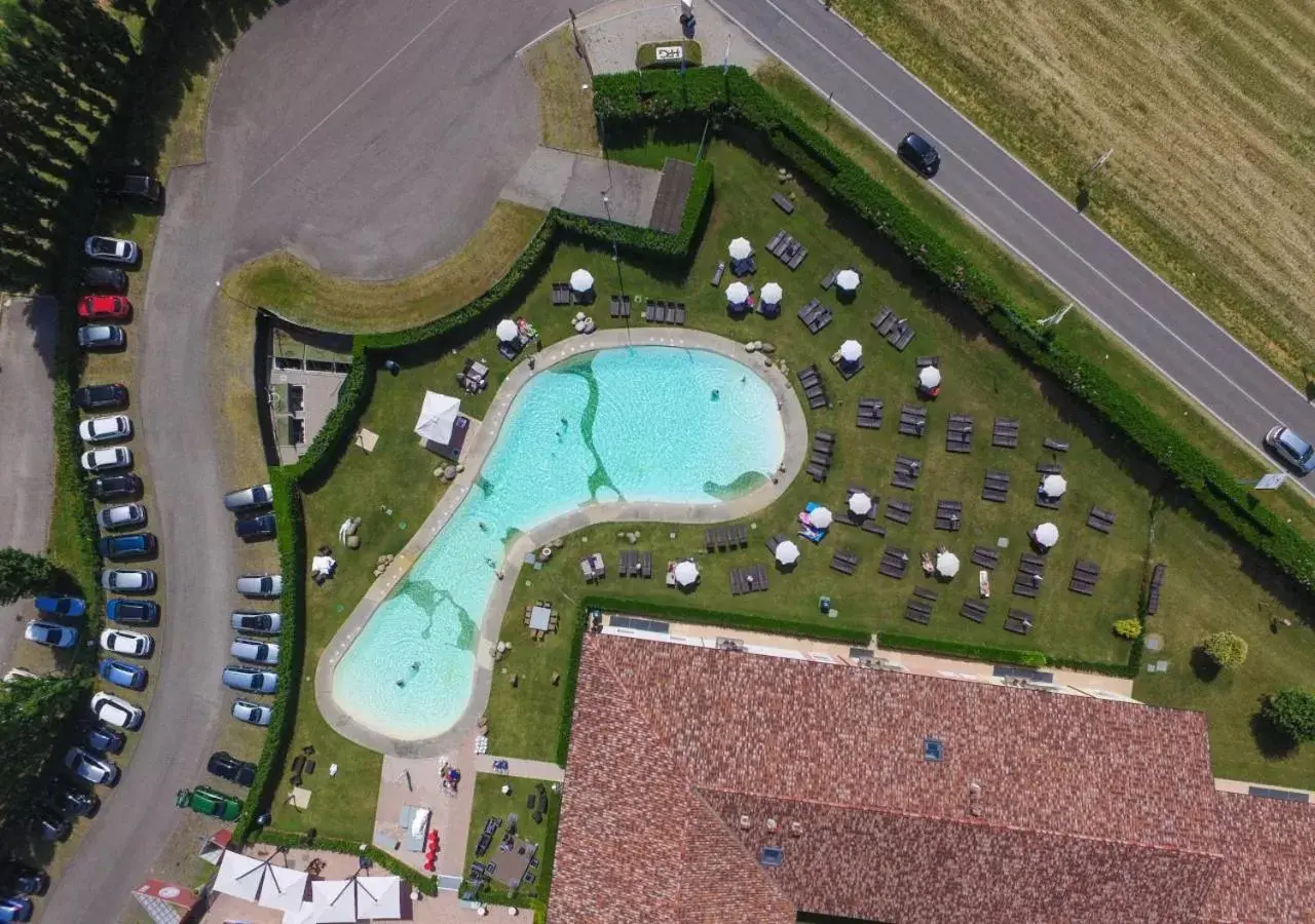 Pool view, Bird's-eye View in TH Lazise - Hotel Parchi Del Garda
