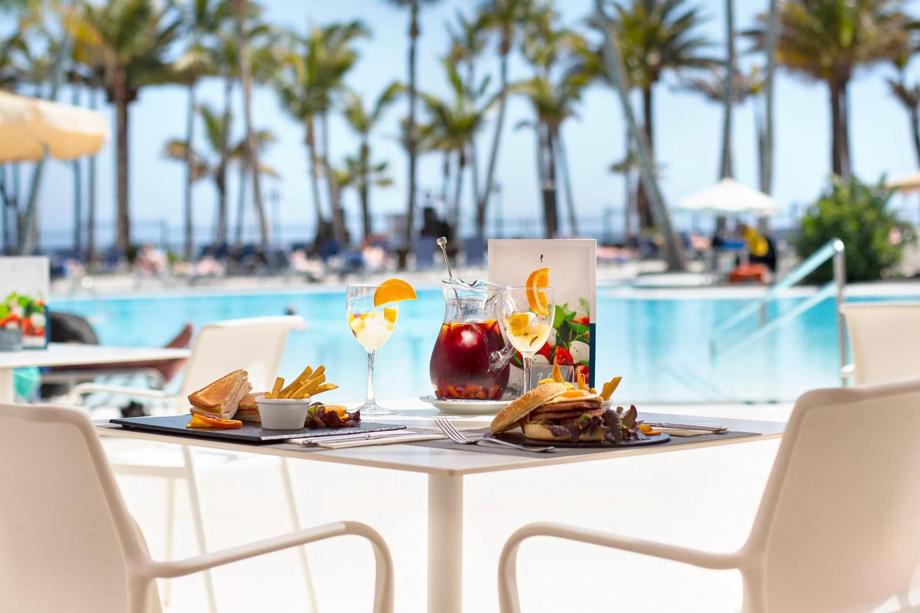 Food and drinks in Hipotels La Geria