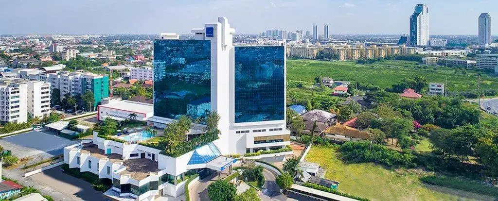 Property building, Bird's-eye View in Novotel Bangkok Bangna