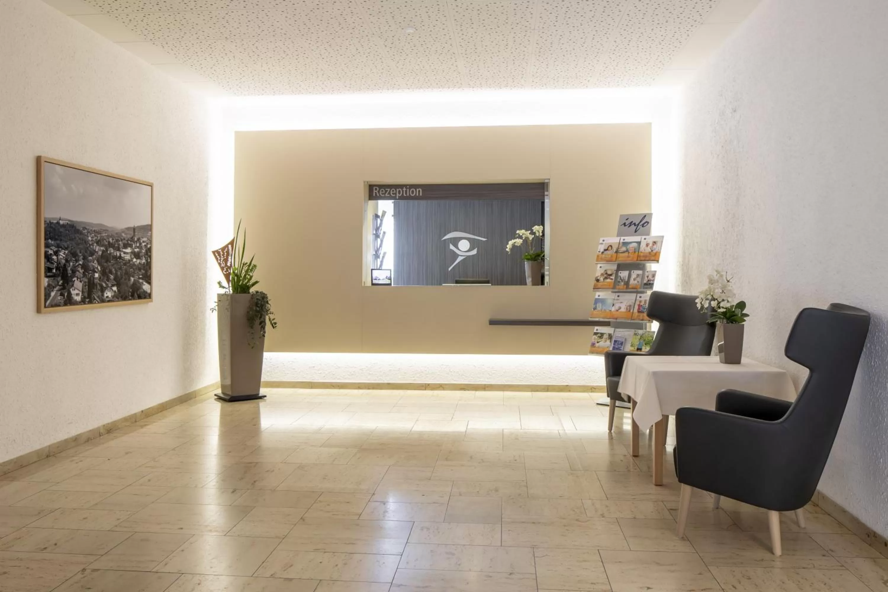 Lobby or reception in Gesundheitszentrum Helenenquelle