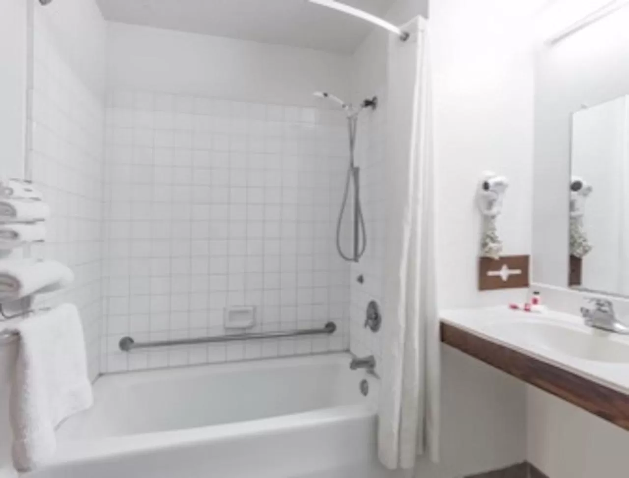 Bathroom in Super 8 by Wyndham Arcata