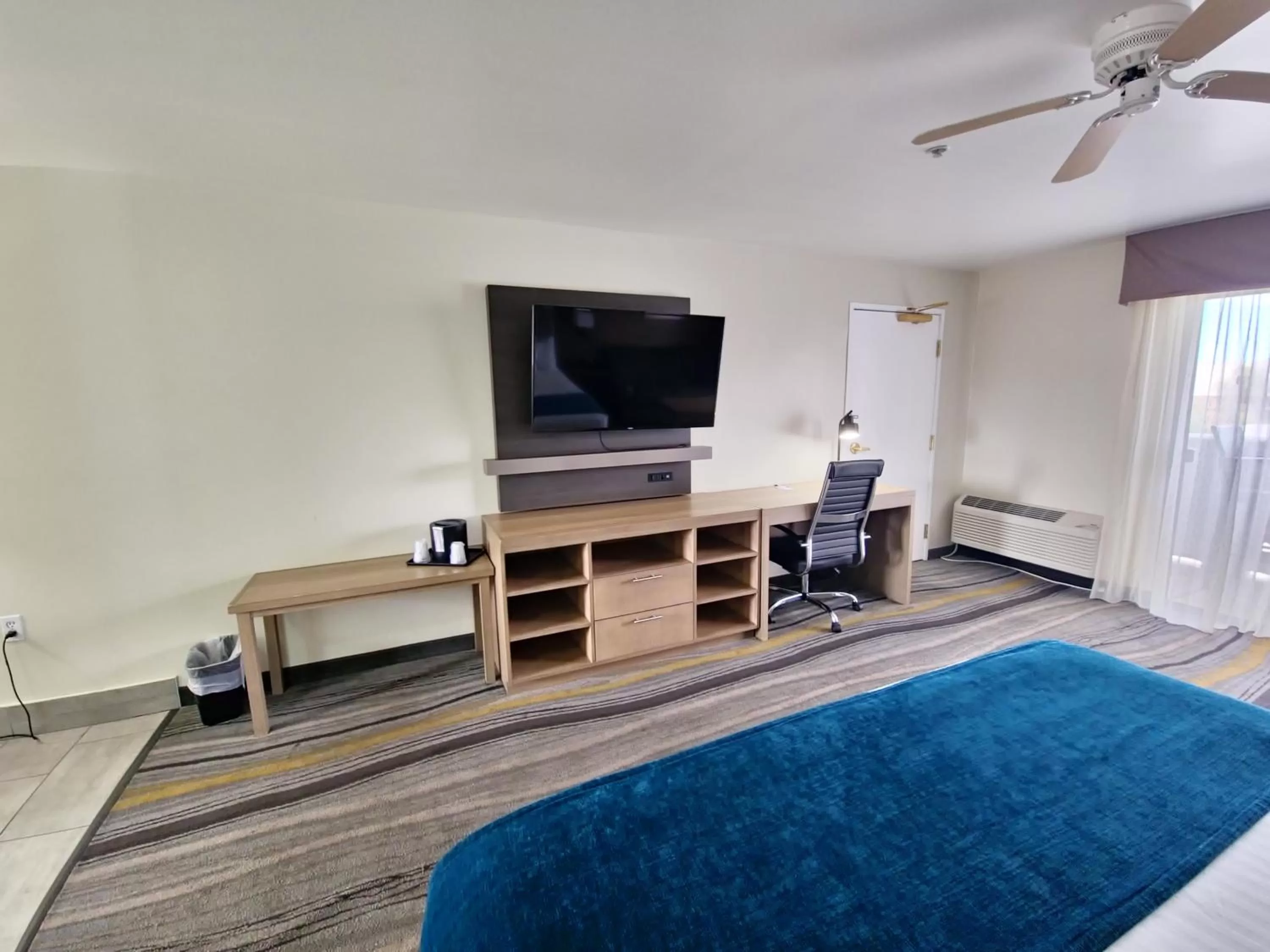 Bed in Los Viajeros Inn