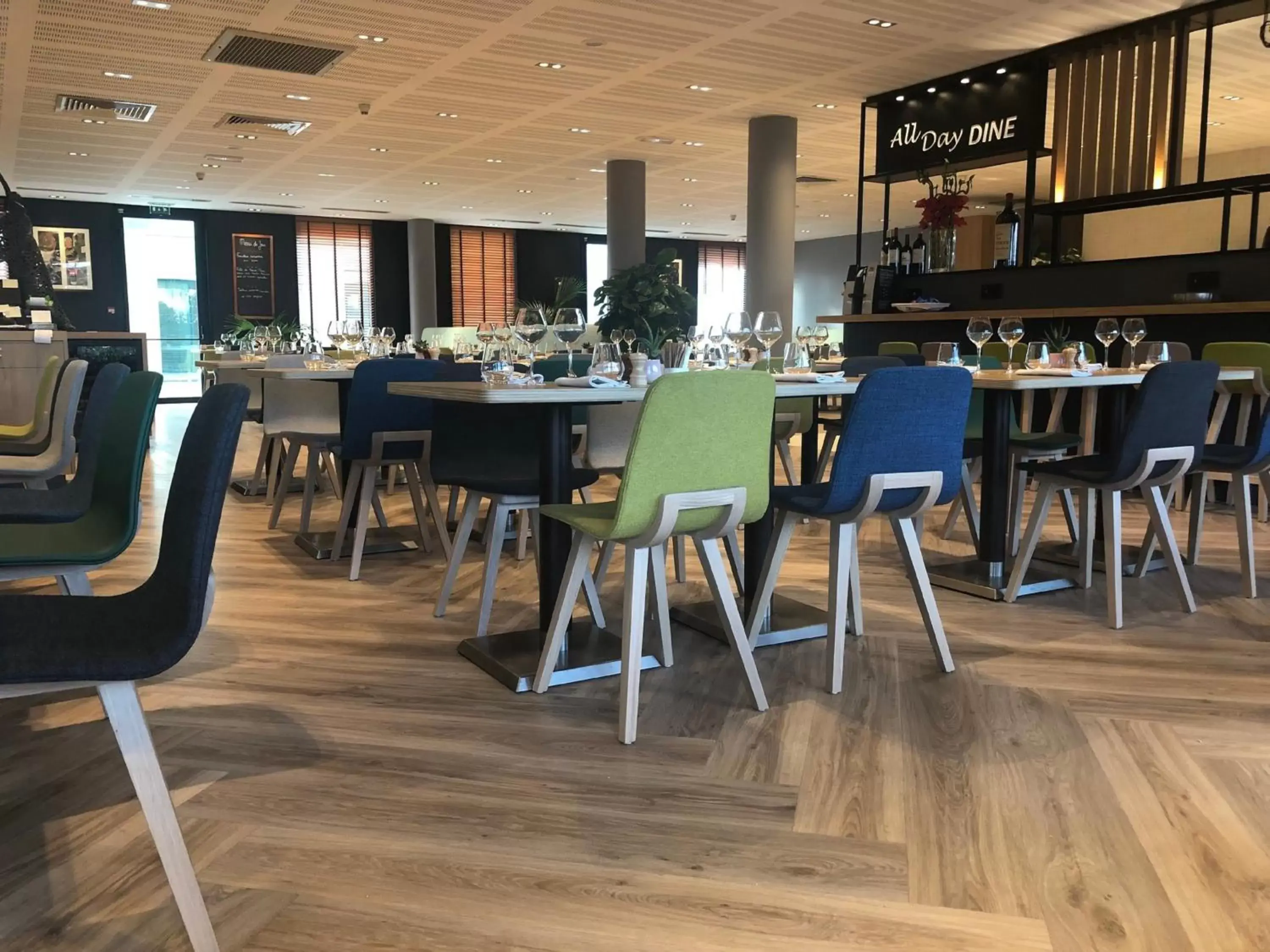 Restaurant/Places to Eat in Holiday Inn Bordeaux Sud - Pessac, an IHG Hotel