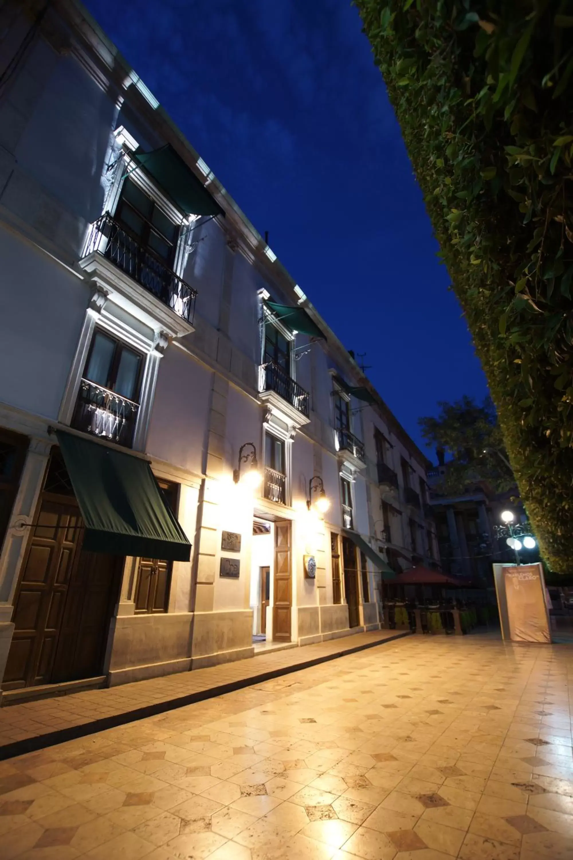 Facade/entrance, Property Building in 1850 Hotel Boutique