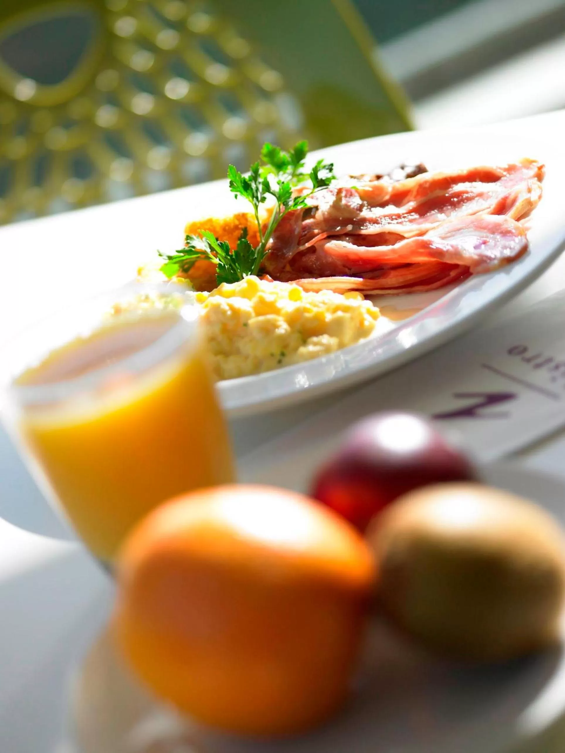 Food and drinks in ibis Hamilton Tainui