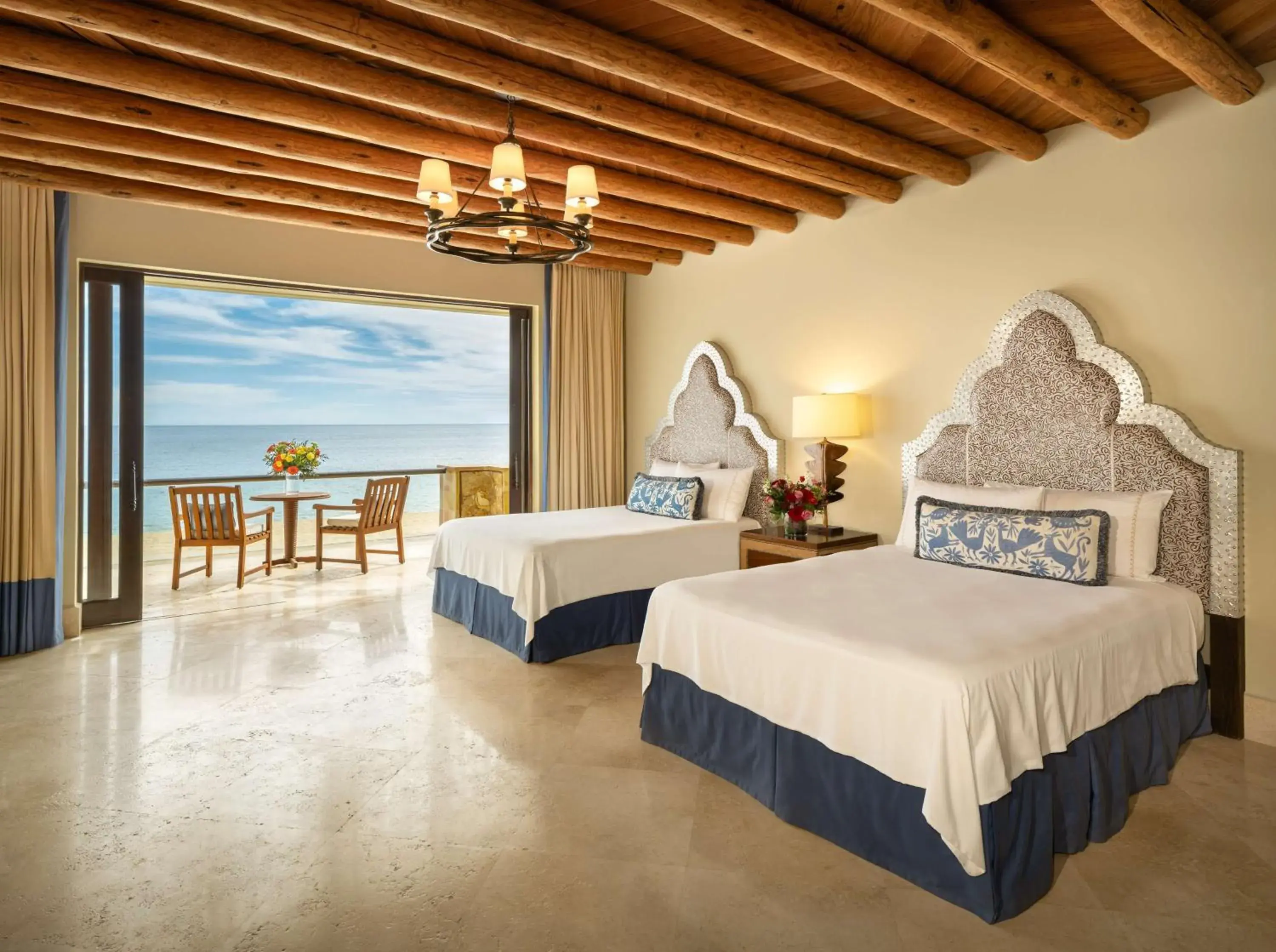 Bed in Waldorf Astoria Los Cabos Pedregal