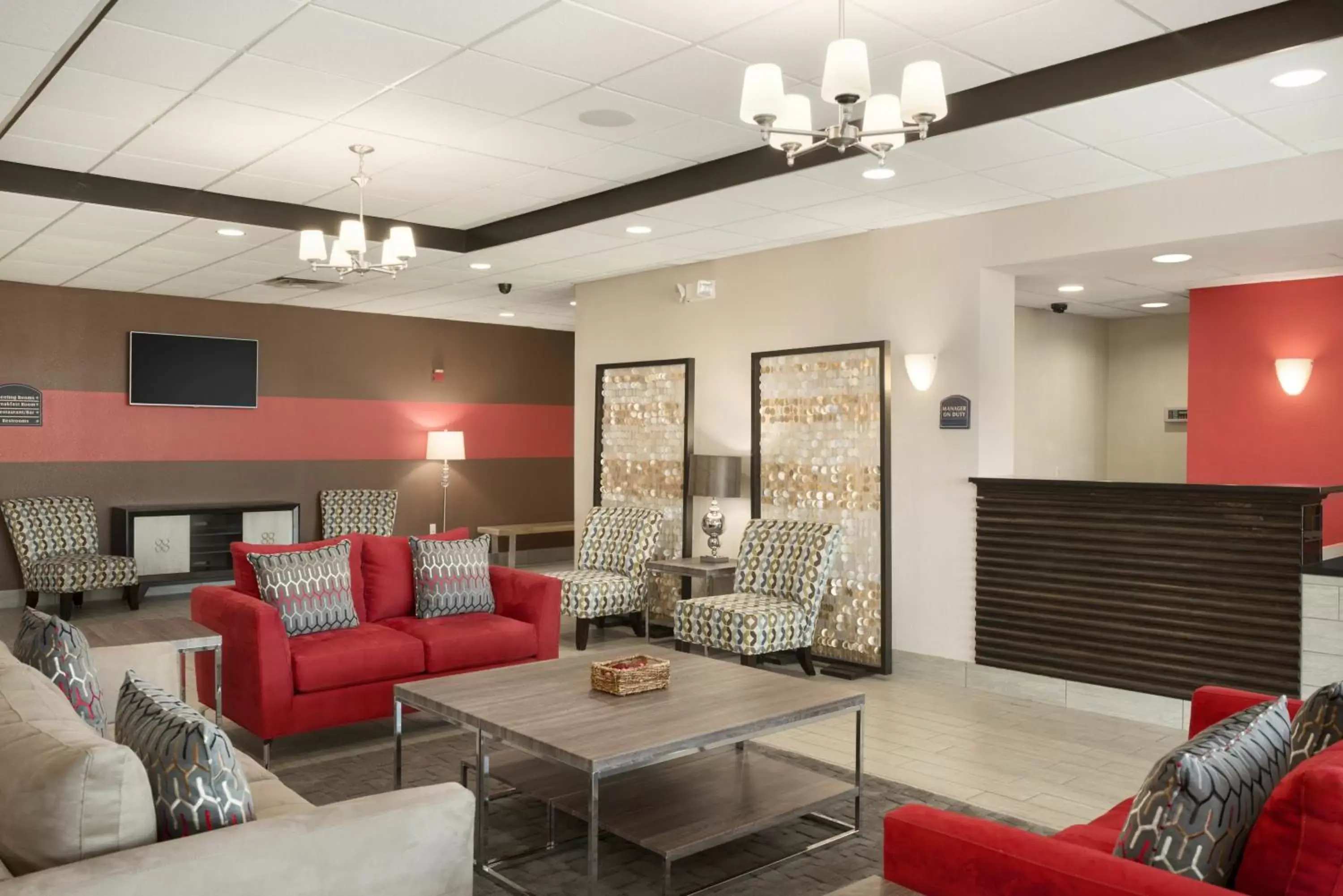 Lobby or reception, Seating Area in Wyndham Garden Tallahassee Capitol Near FSU