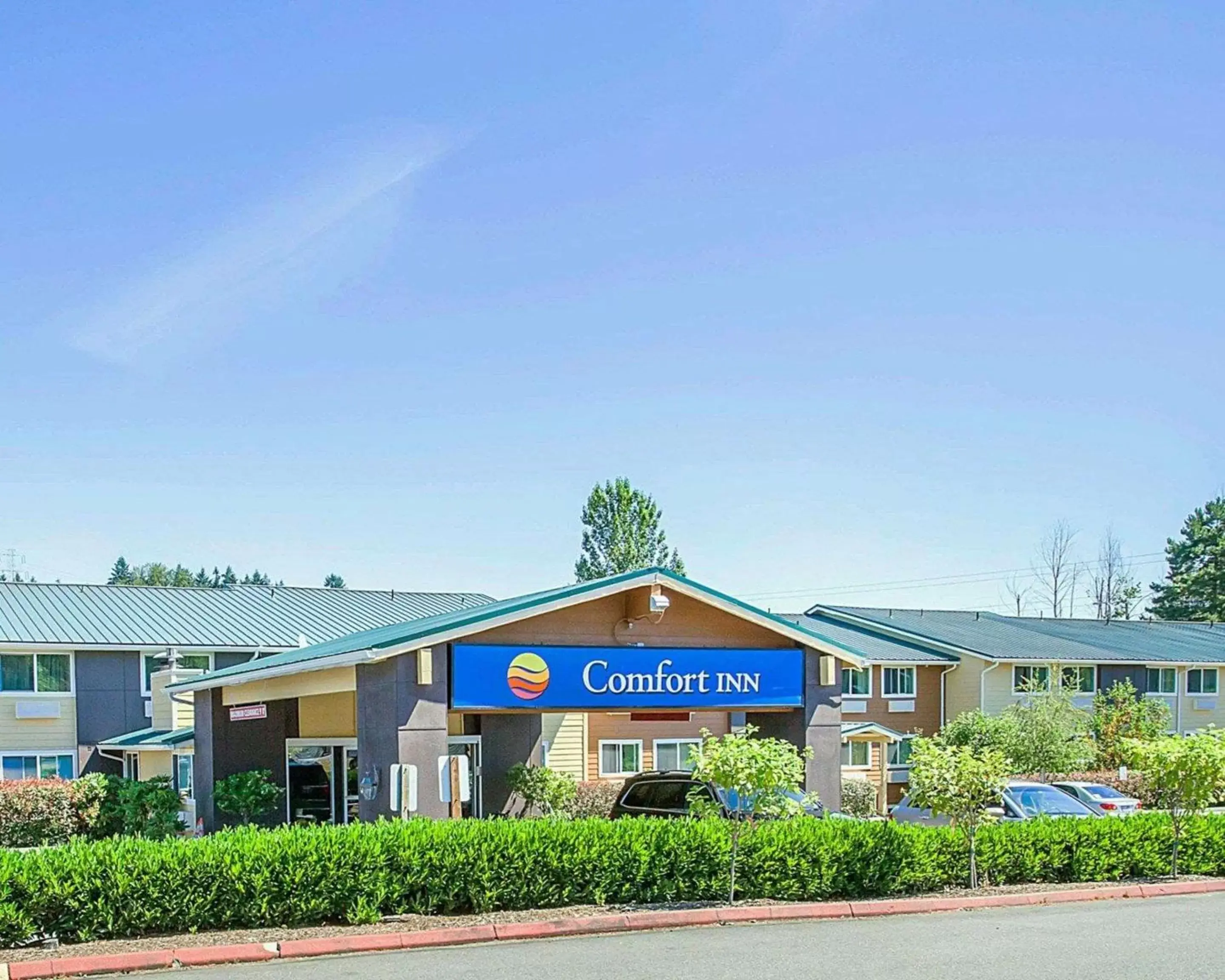 Property Building in Comfort Inn Kirkland