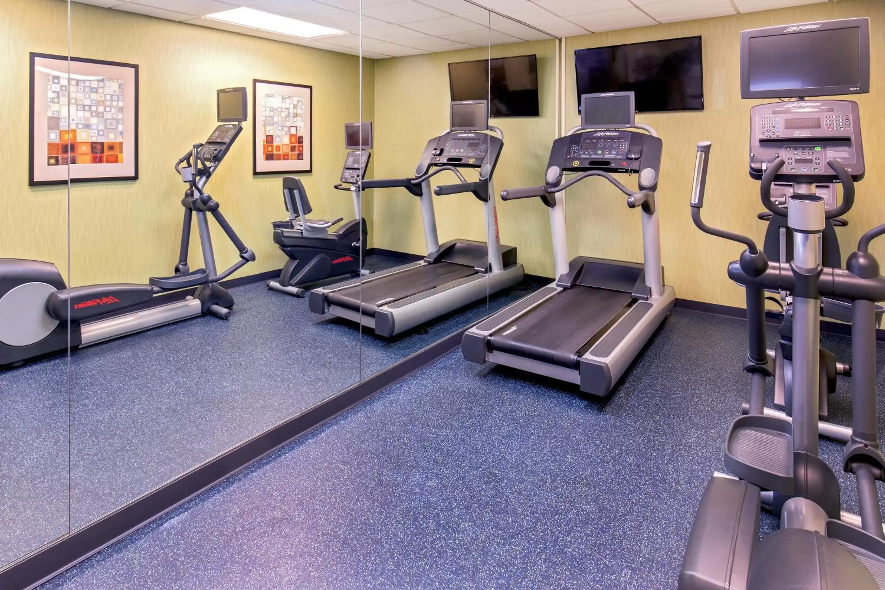 Fitness centre/facilities, Fitness Center/Facilities in Fairfield Inn & Suites Lancaster