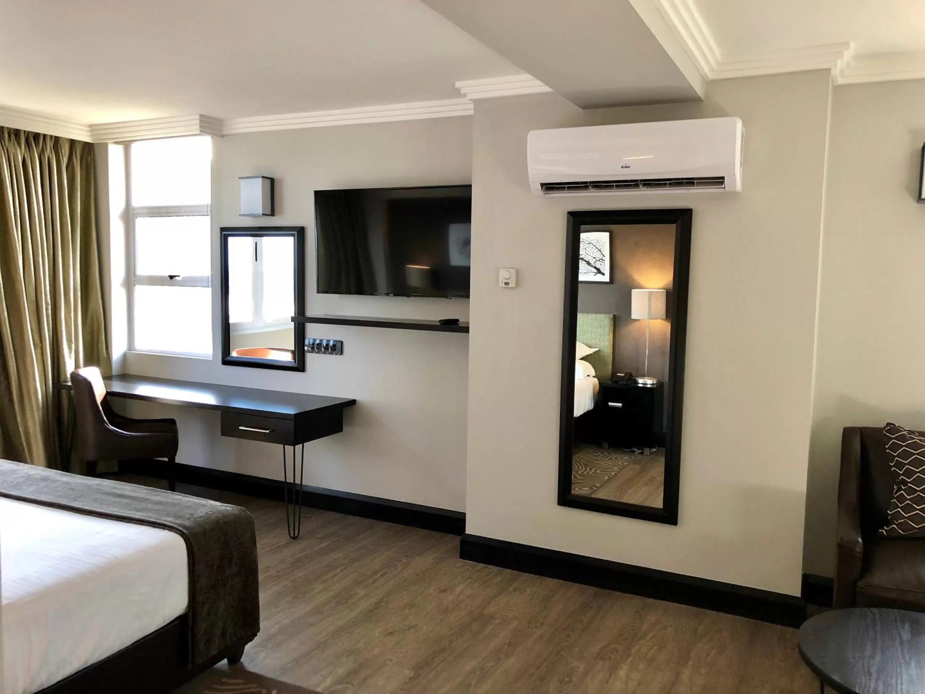 Other, Bed in Belaire Suites Hotel