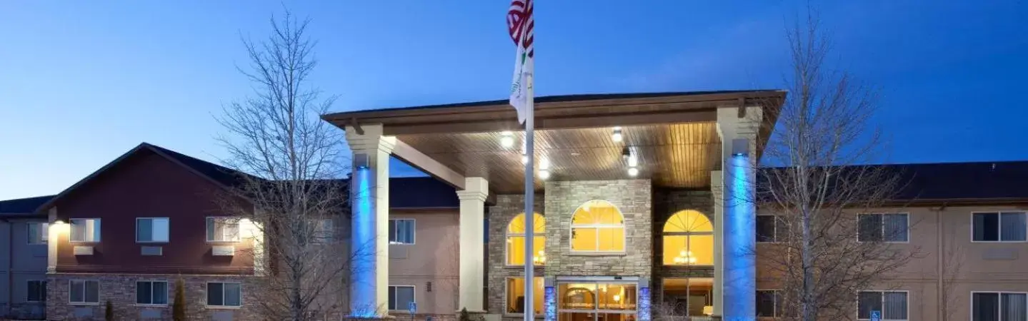Property Building in Holiday Inn Express Hotel & Suites Torrington, an IHG Hotel