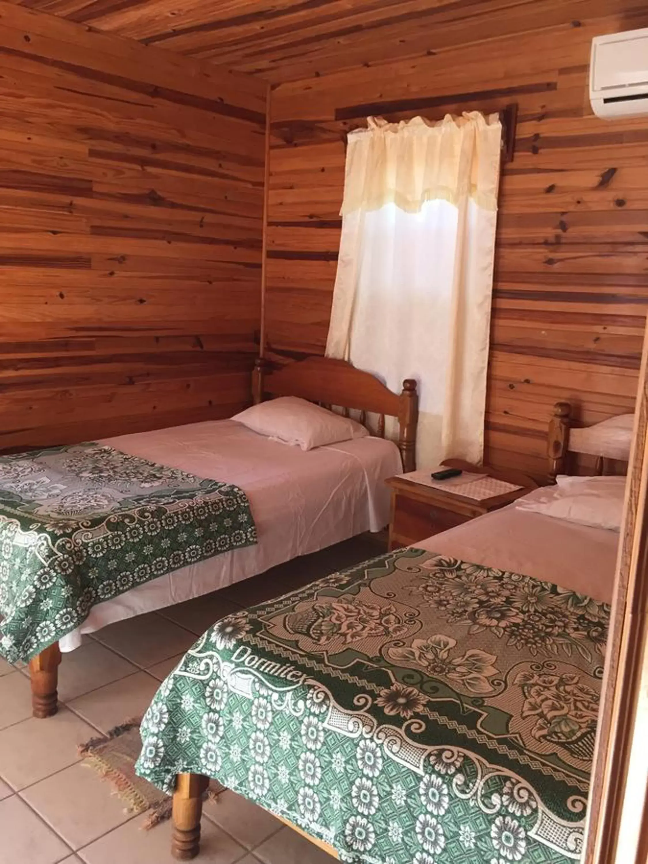 Twin Room / Private Bathroom / AC in Blue Wave Guest House Twin Room / Private Bathroom / AC in Blue Wave Guest House