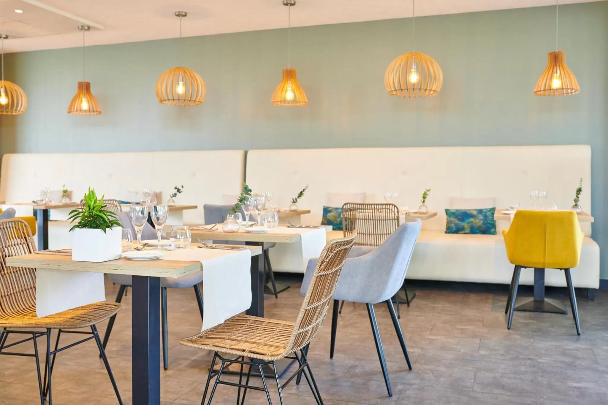 Restaurant/places to eat in Les Terrasses d'Atlanthal