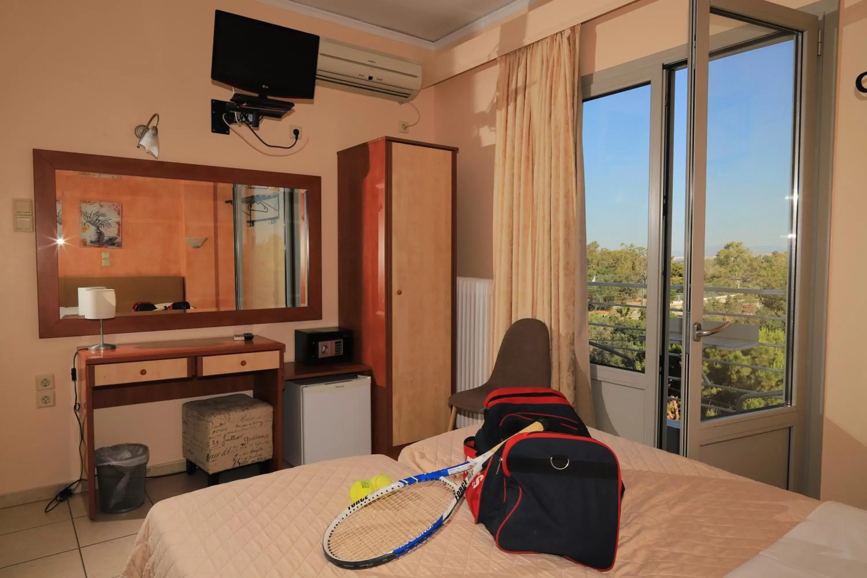 Family Room in IKAROS Hotel ELLINIKO Family Room in IKAROS Hotel ELLINIKO