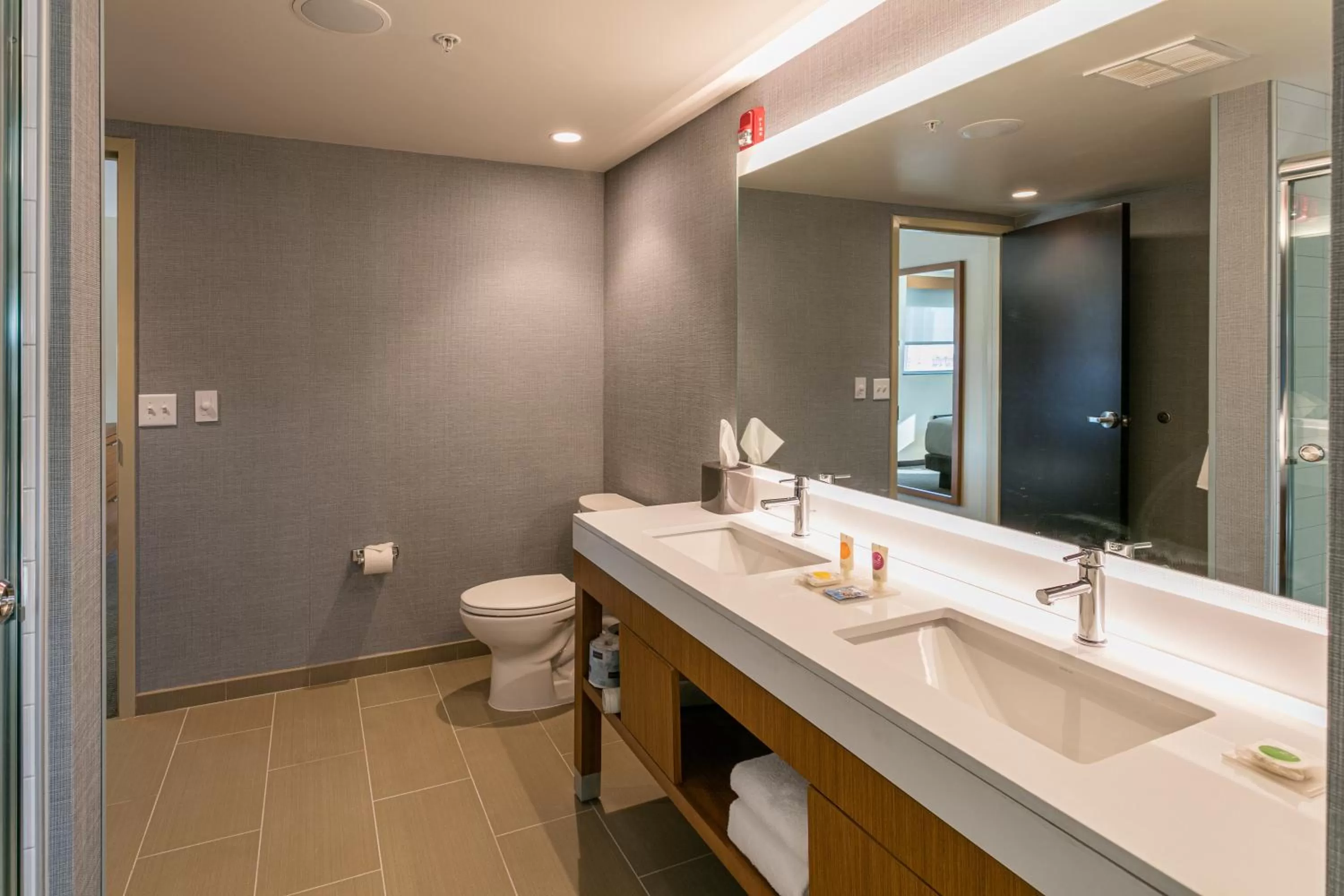 Bathroom in Hyatt Place Wilmington Riverfront