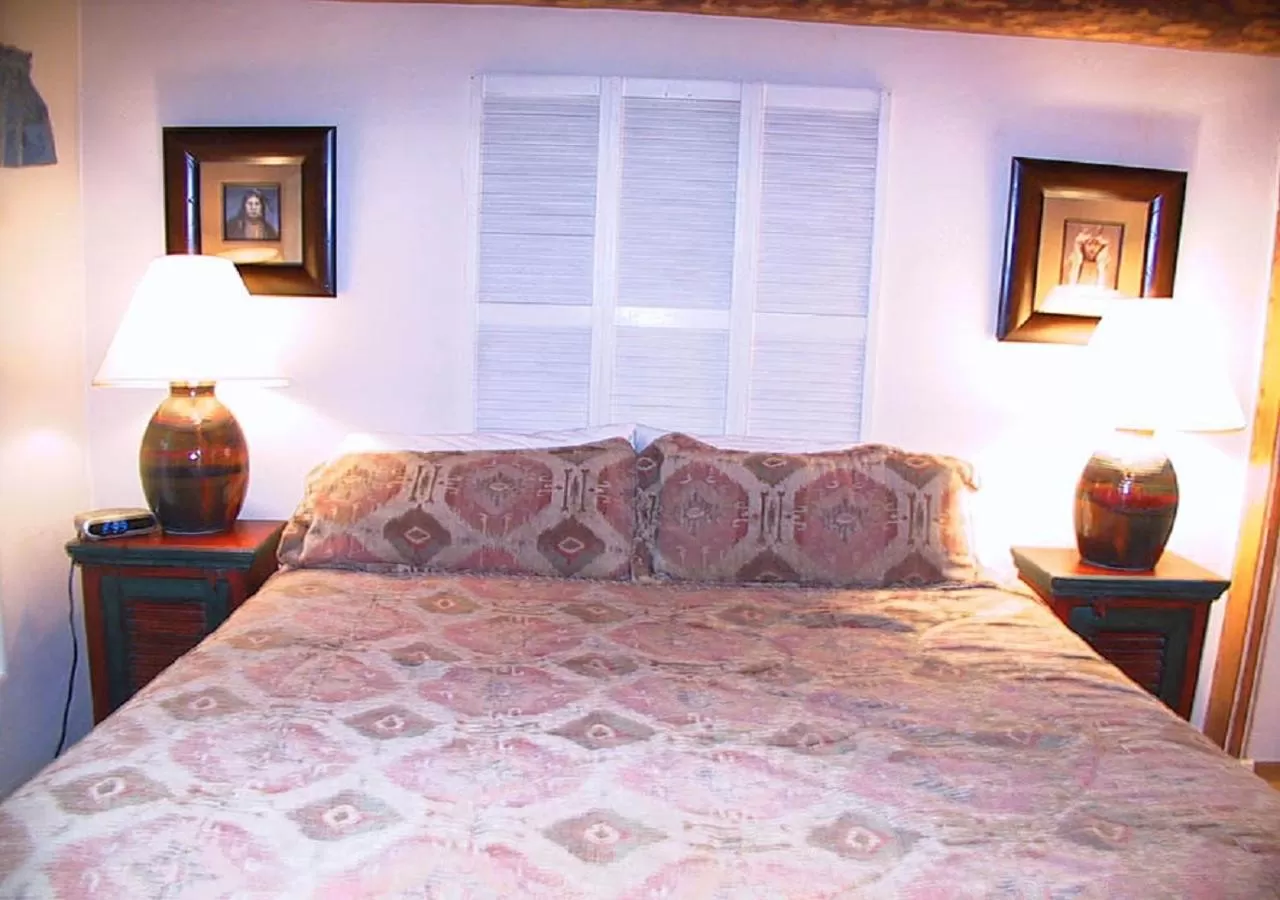 Bedroom, Bed in Casas de Suenos Old Town Historic Inn, an Ascend Collection Hotel