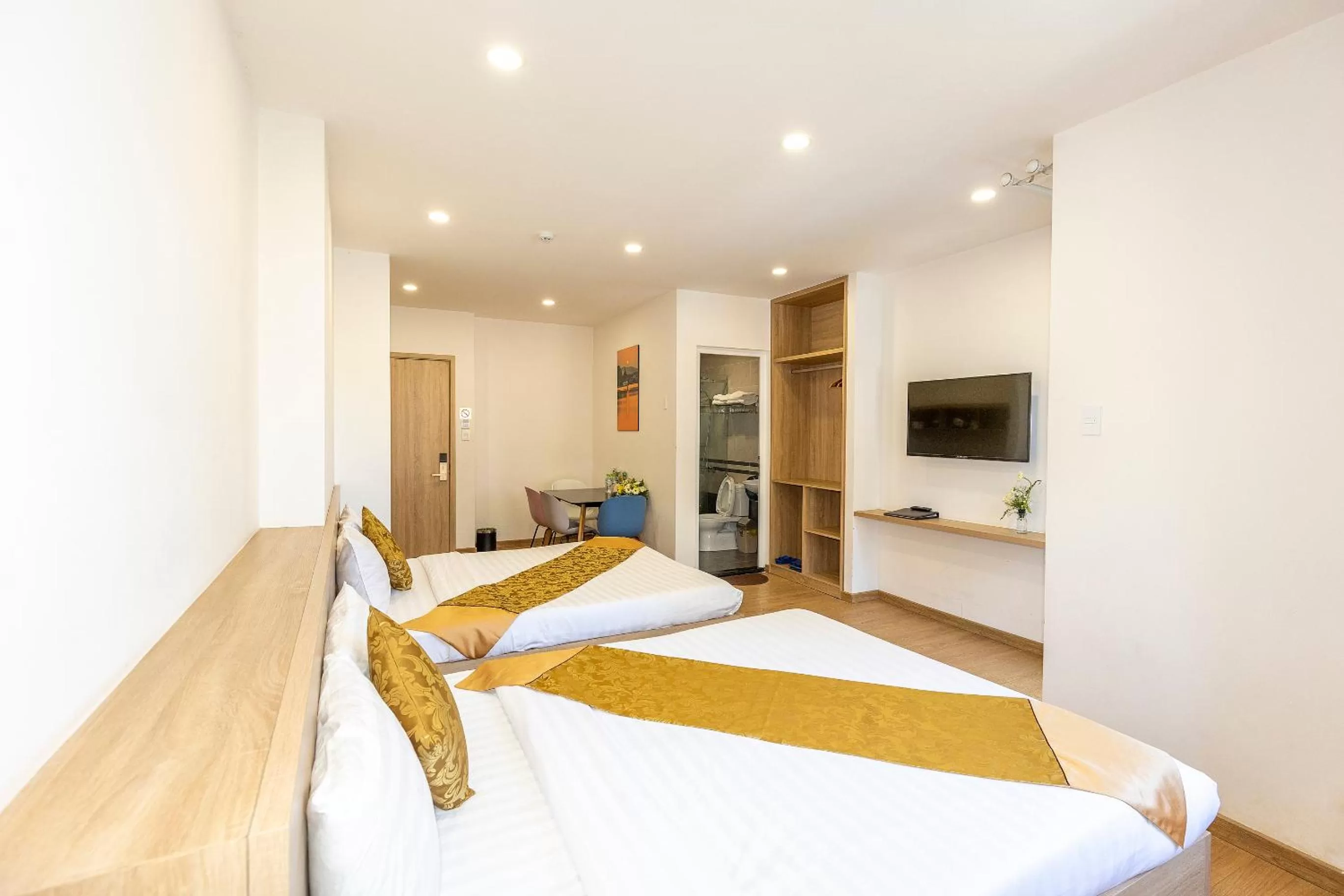 Photo of the whole room, Bed in Centro Hotel Da Lat