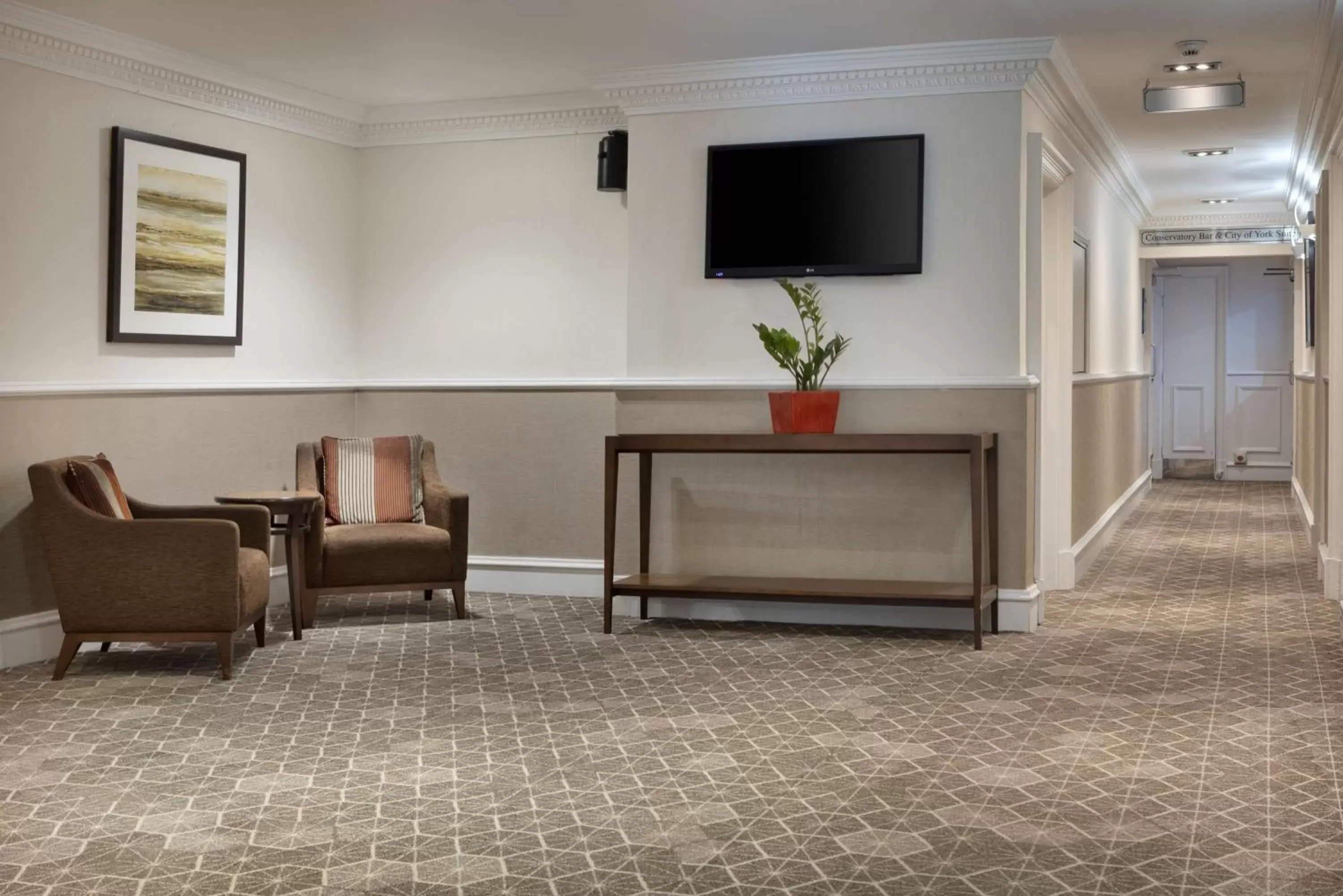 Meeting/conference room, TV/Entertainment Center in Hilton York