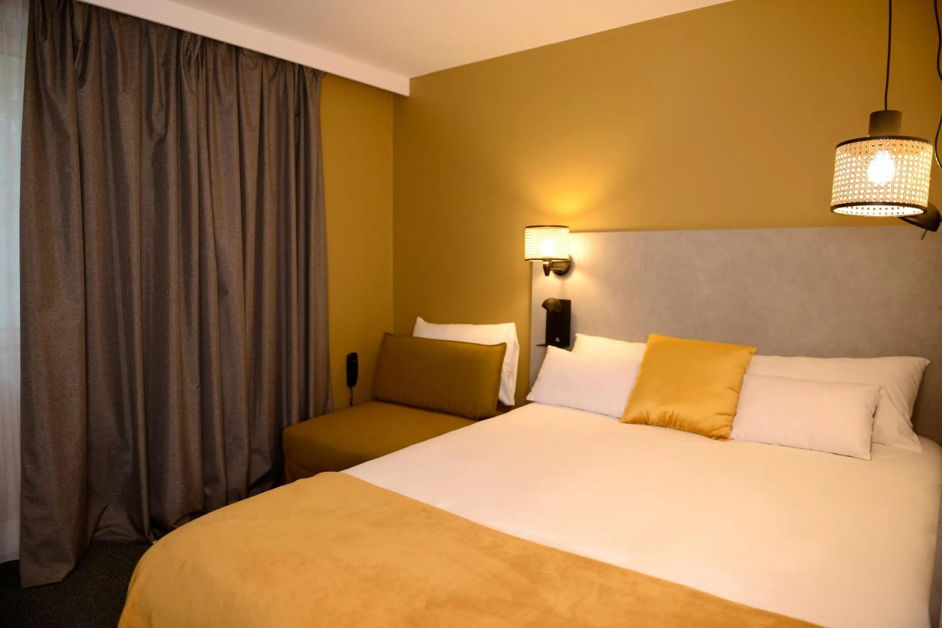 Bed in Hôtel Villa Berlioz