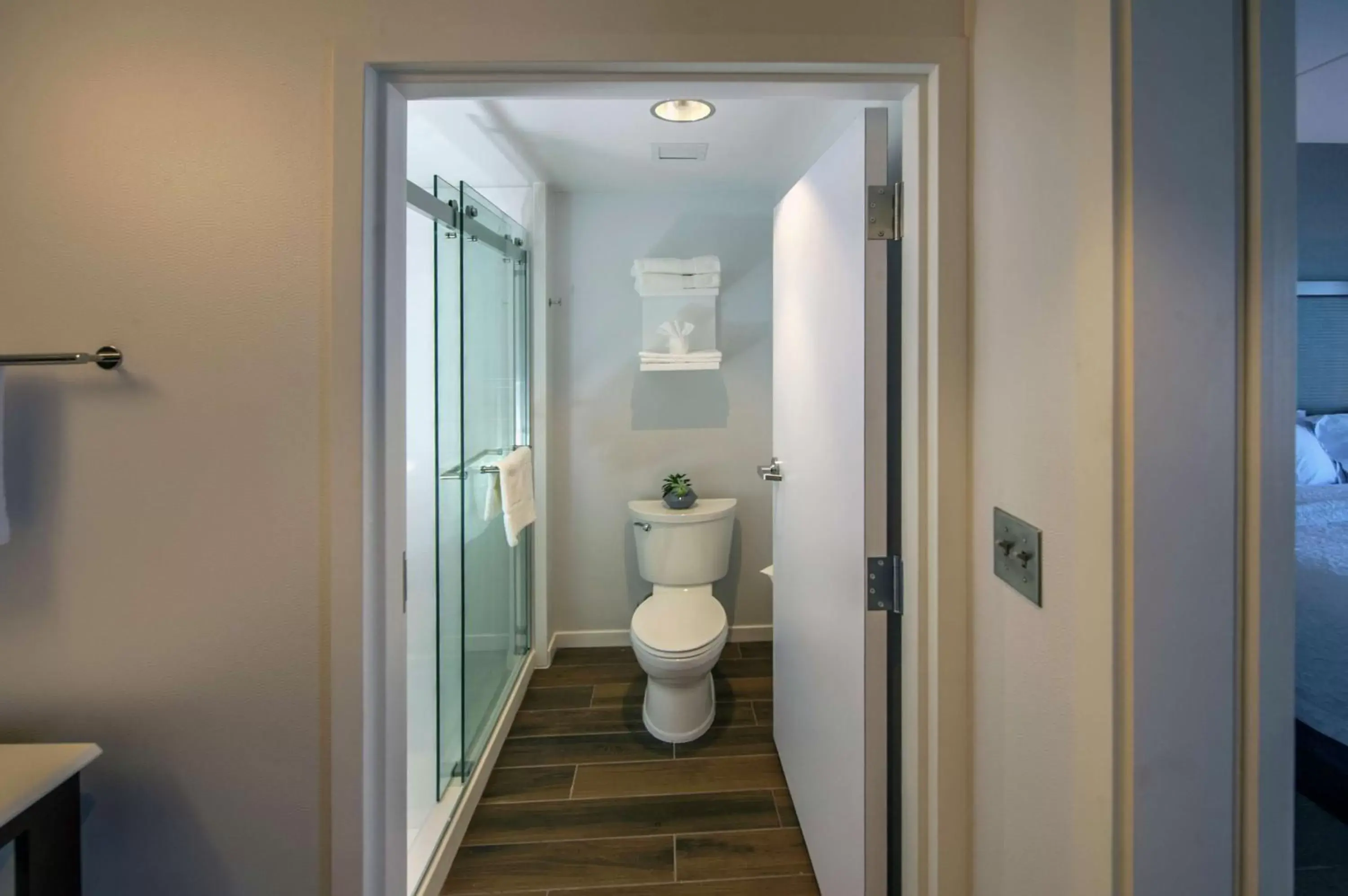 Bathroom in Hampton Inn & Suites/Foxborough/Mansfield