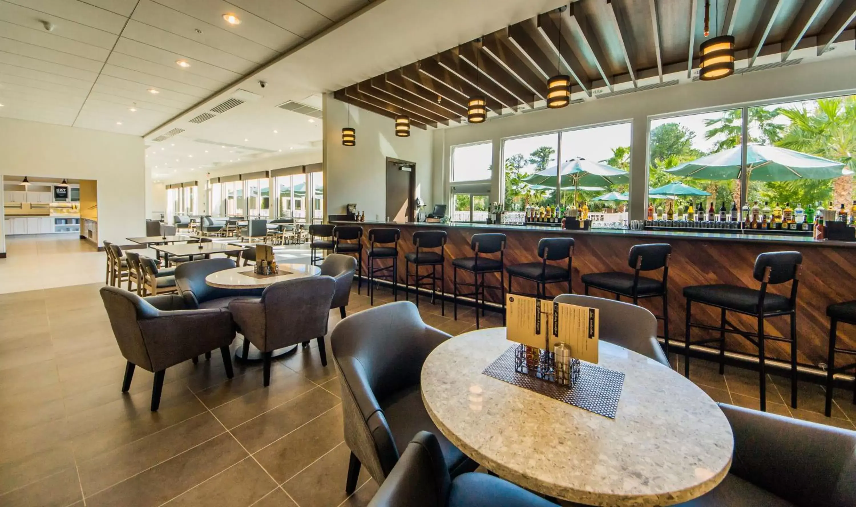 Lounge or bar, Restaurant/Places to Eat in Hyatt Place Orlando/Lake Buena Vista