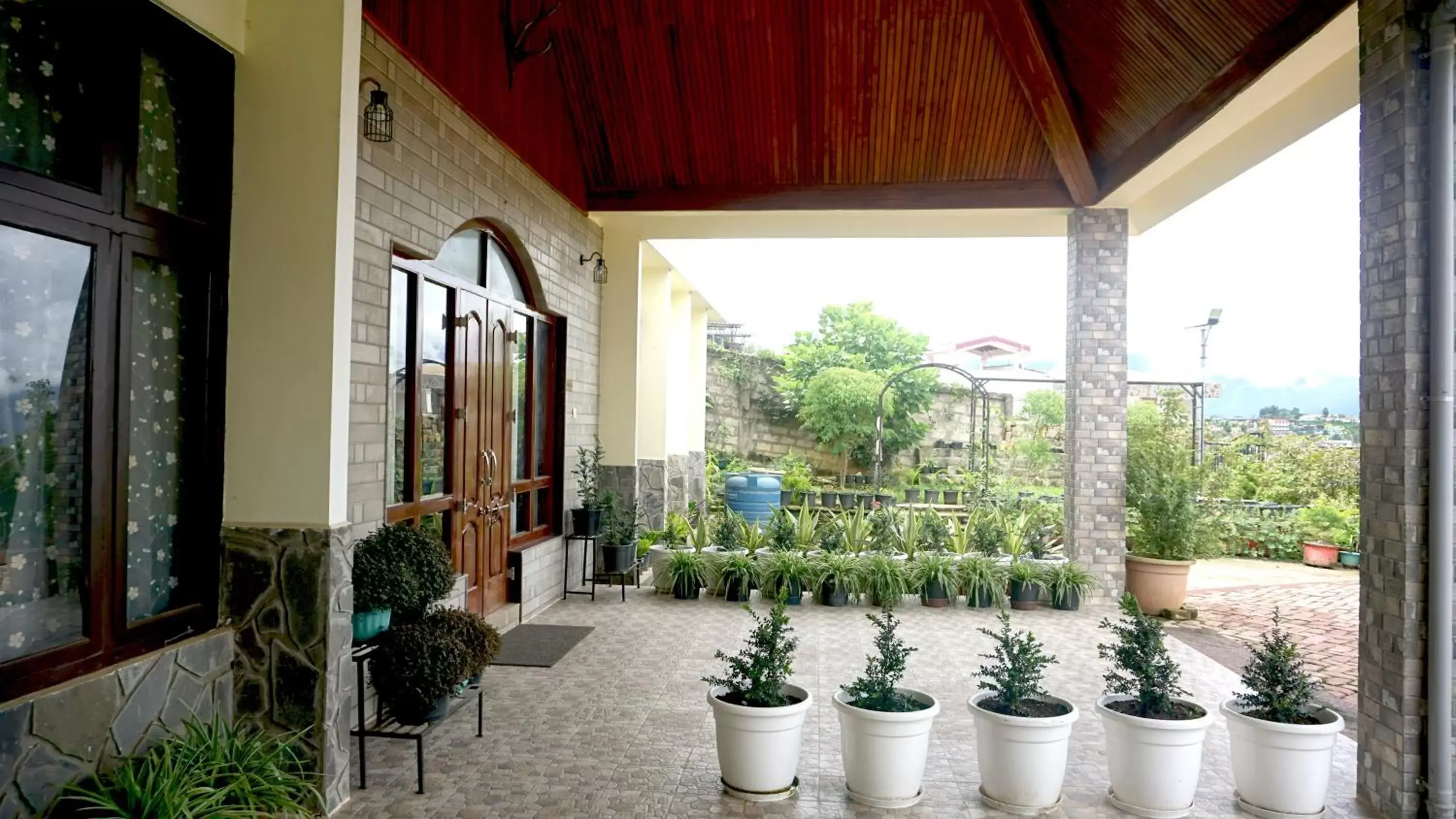 Facade/entrance in Akim Homestay Facade/entrance in Akim Homestay