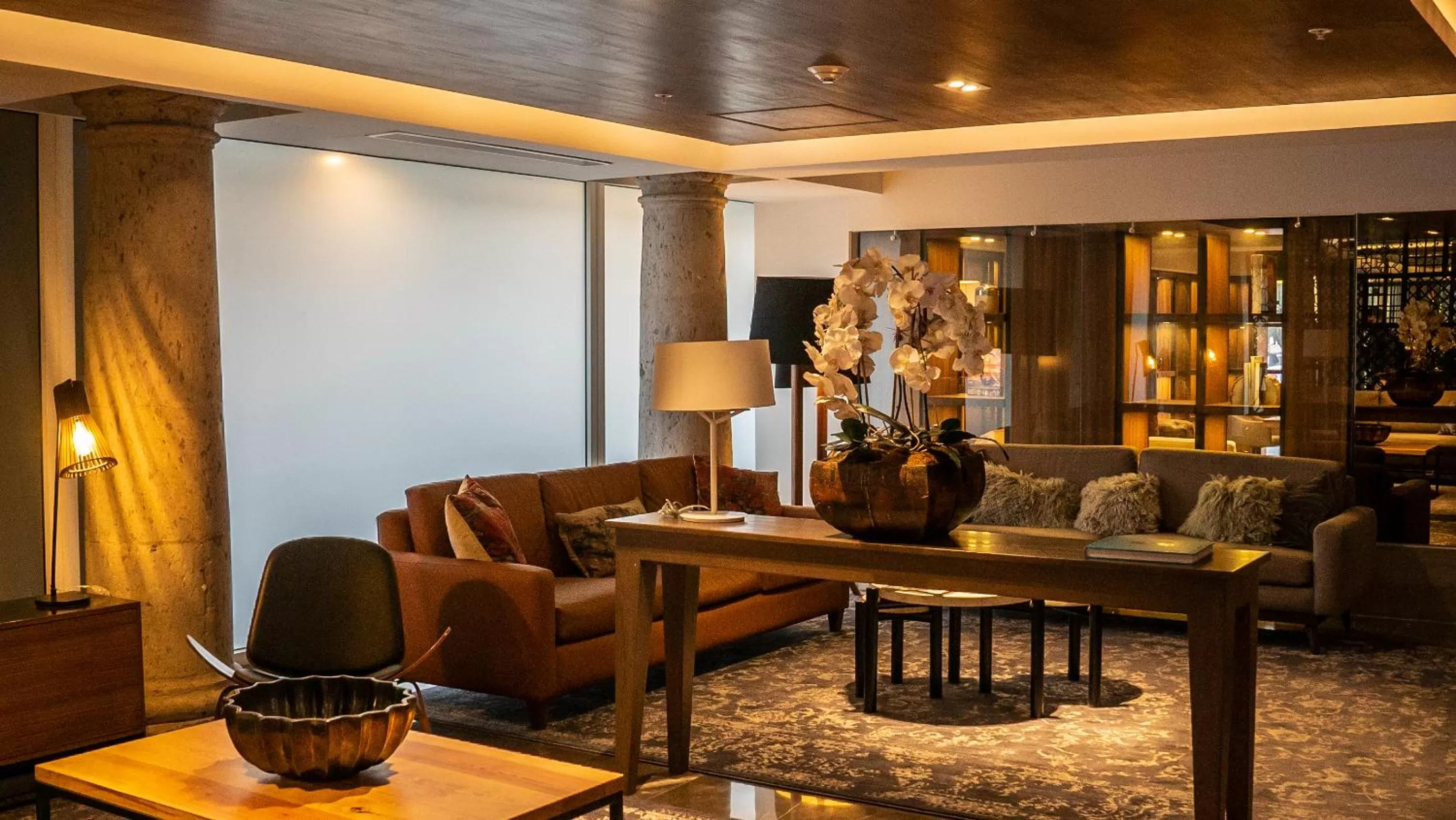 Lobby or reception in Hotel Indigo Guadalajara Expo by IHG